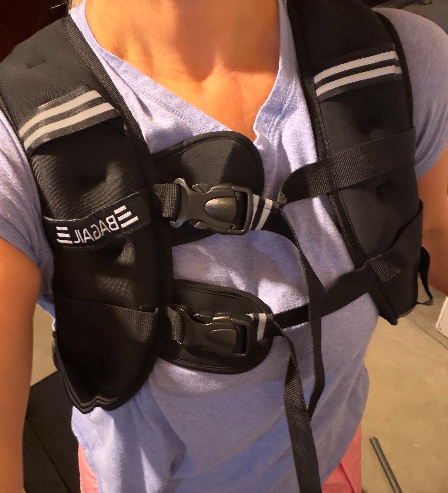 20 lb weight vest

#LTKOver40 #LTKdayinmylife #LTKfitnessgoals