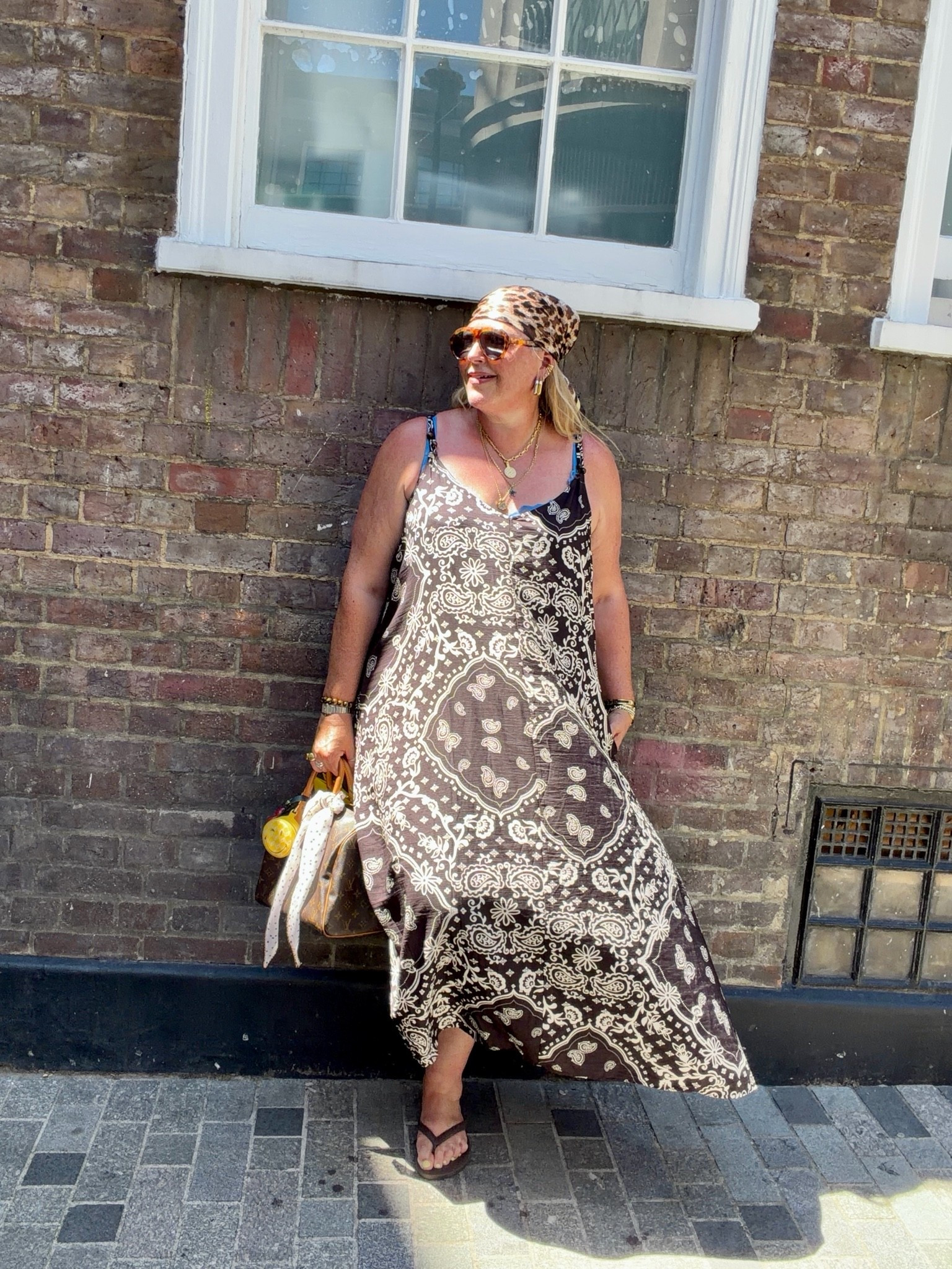 Bandana dress, headscarf, sunglasses, tote bag, brown flip flops

#LTKsummer #LTKplussize #LTKdresses