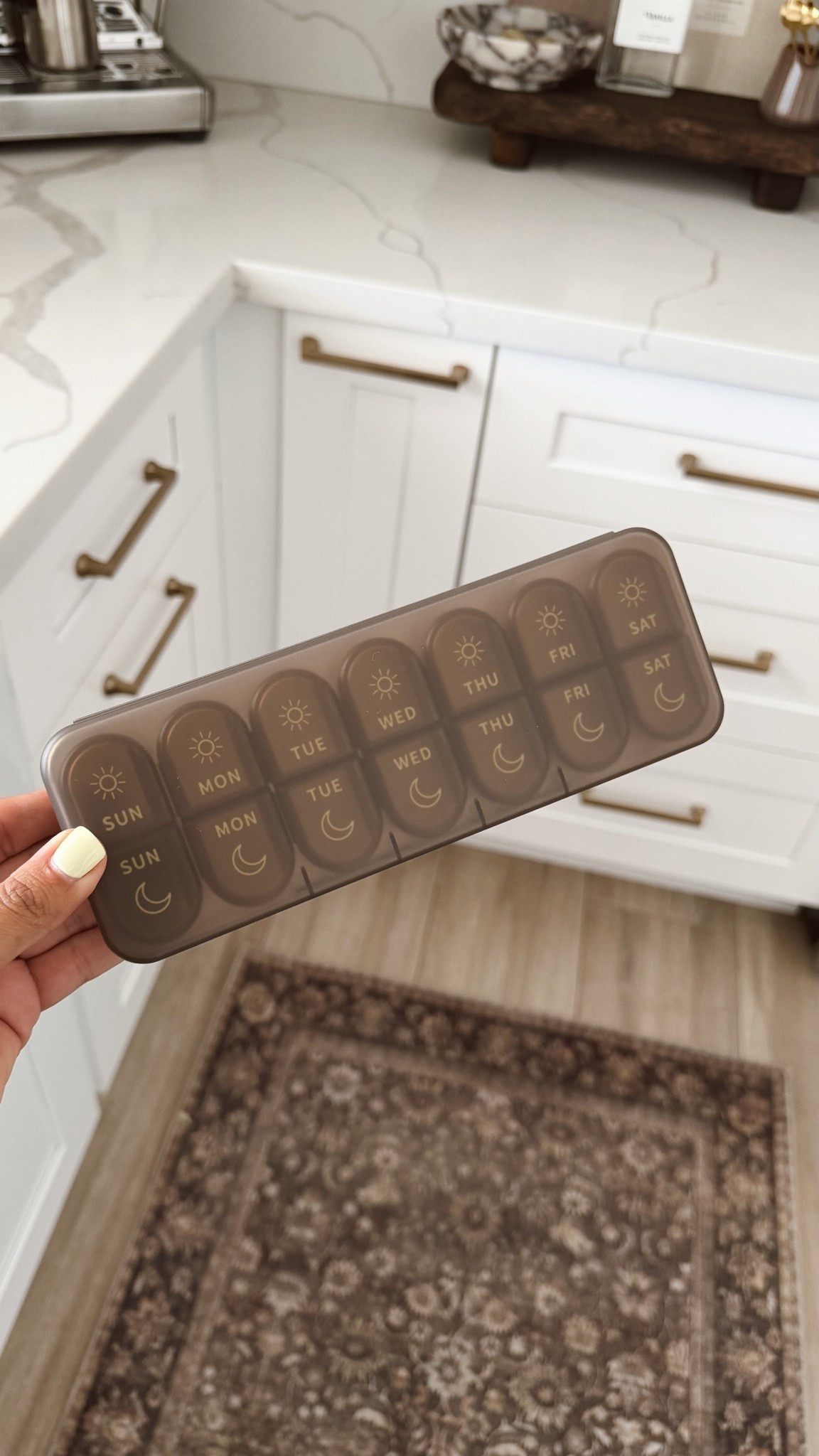 I’m this many years old 😅 if you can’t remember to take your supplements like me… this $8 box is for you 🤎

#pillbox #amazon #amazonfind #newfind

#LTKstorytime #LTKSaleAlert #LTKdayinmylife