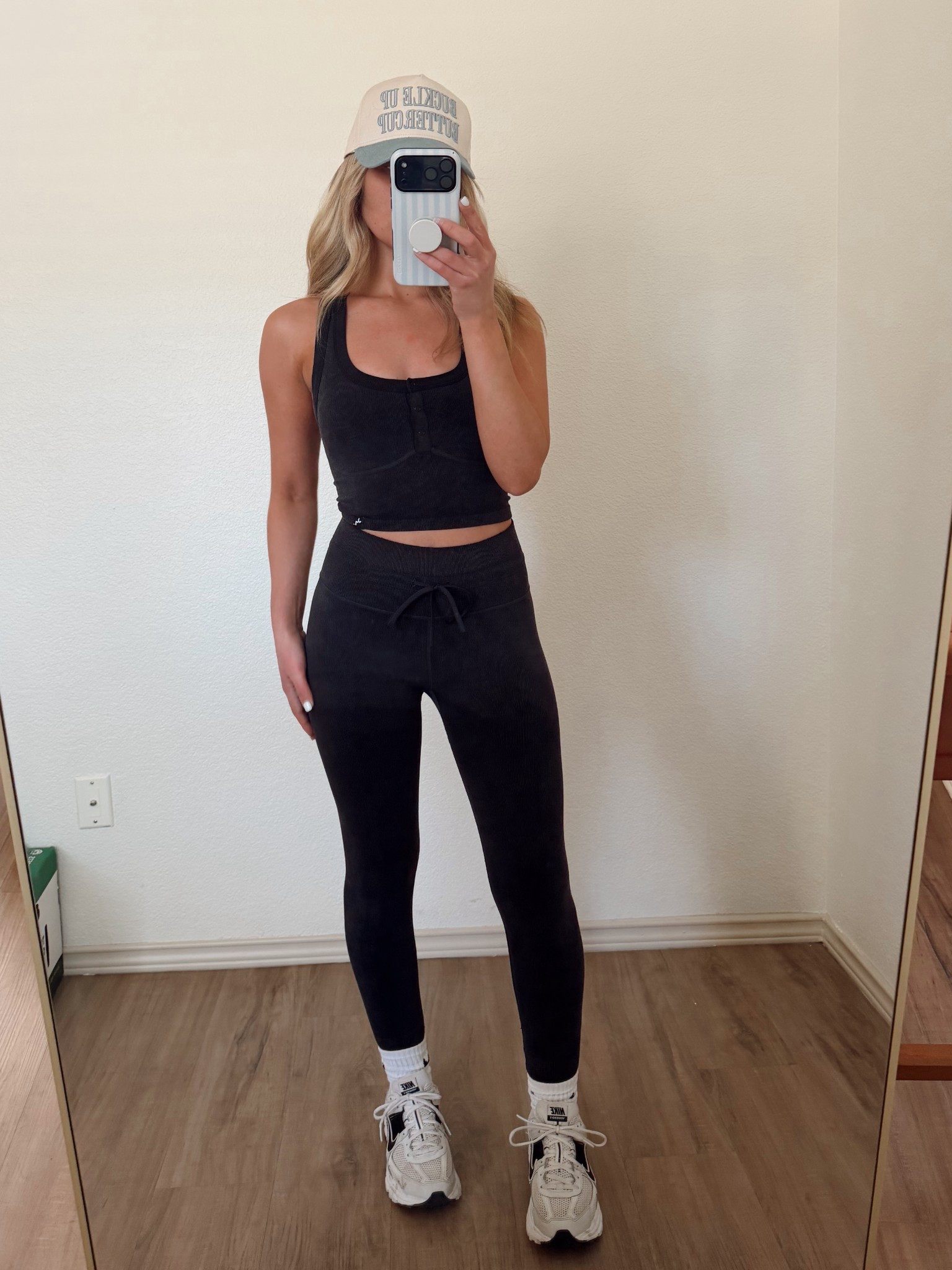 Linking this target set 🎯 hat is @shopleosgirl 🩵

#LTKActive #LTKootd