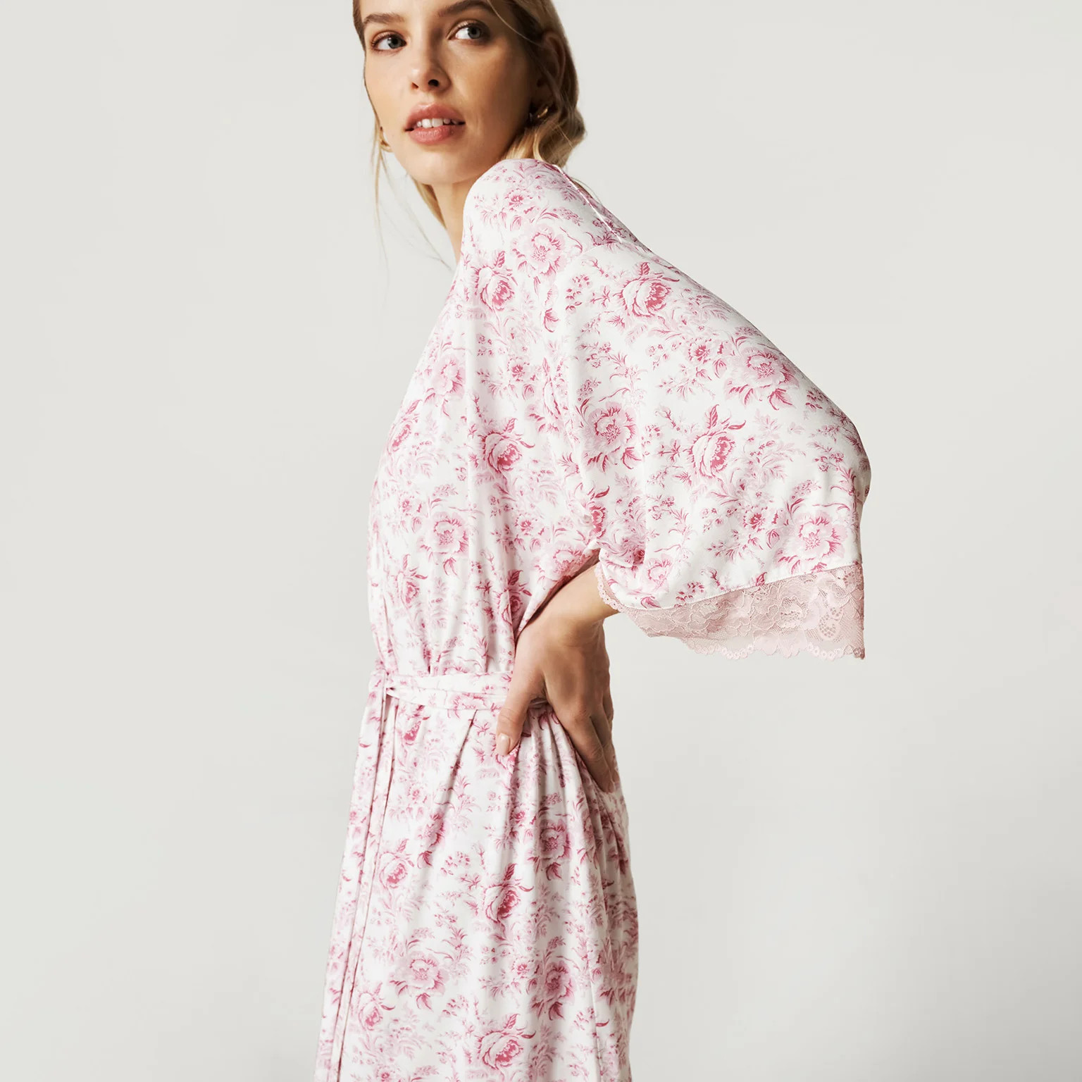 Floral Pink Adult Luxe Robe | Jolene | Posh Peanut