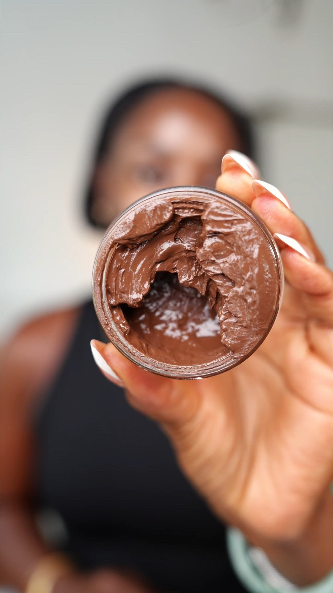 Doesn’t this foundation looks so good?! #JonesRoad #Foundation #Makeup #MakeupTutorial