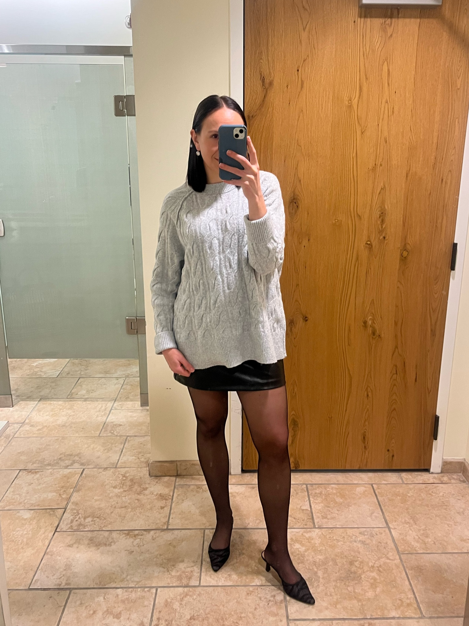 Last office outfit of this week 

#LTKHoliday #LTKWorkwear #LTKShoeCrush