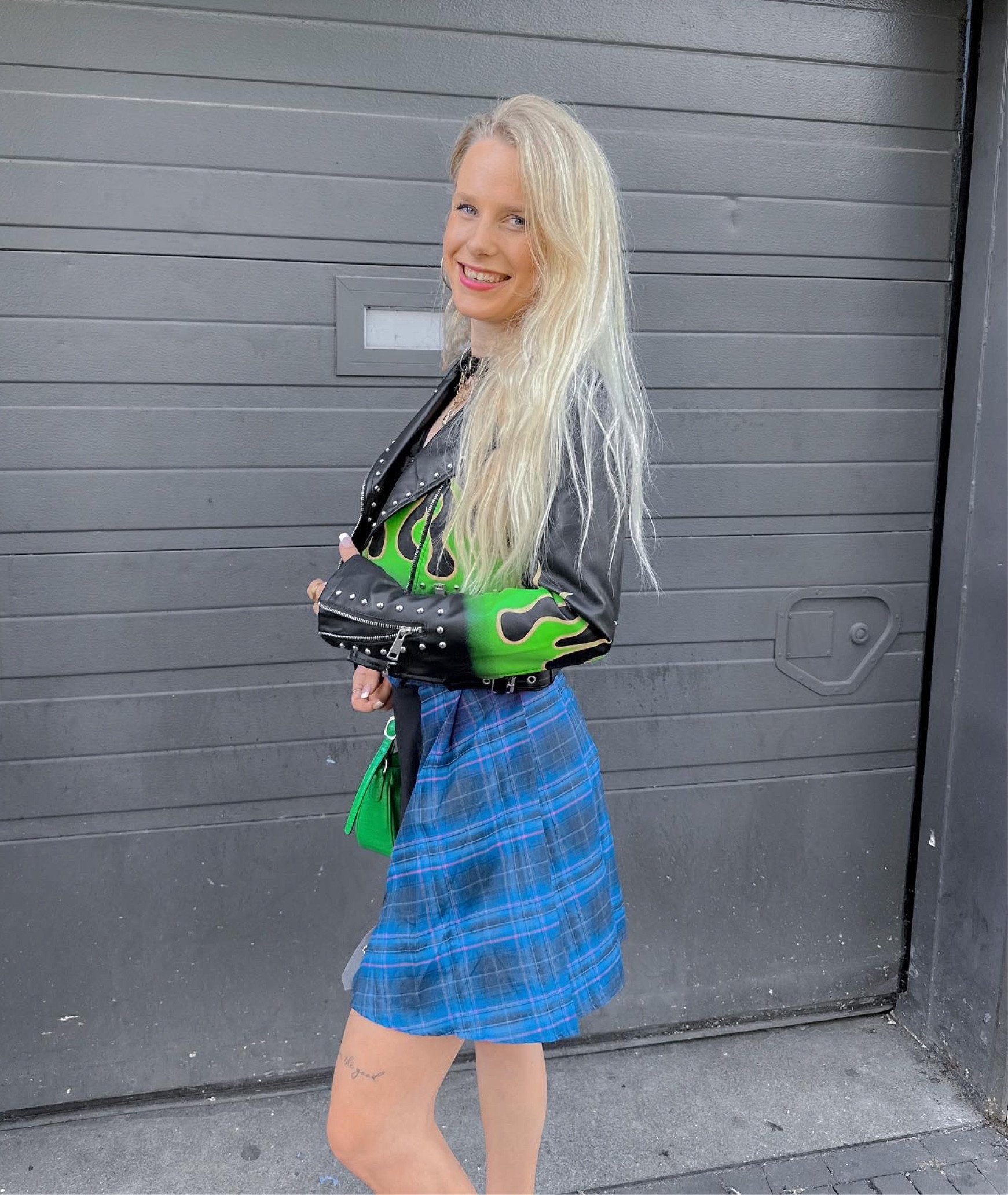 I couldn’t find the exact products but I tried finding similar ones 🩷🖤 #skirt #checkered #esmeerodrigo #flame #biker

#LTKshoecrush #LTKsalealert #LTKstyletip