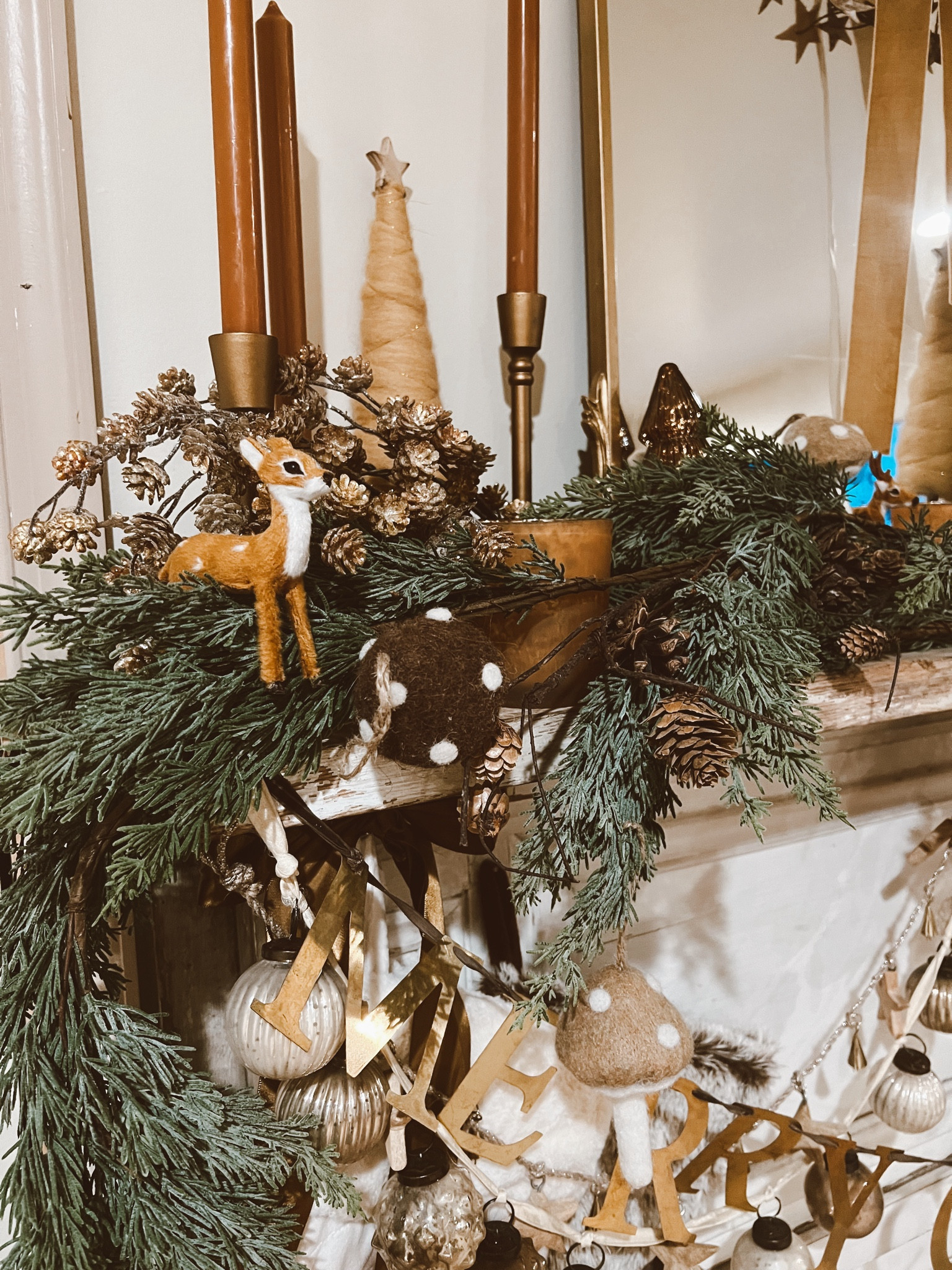 Holiday Mantel Decor

#LTKHoliday #LTKSeasonal #LTKhome