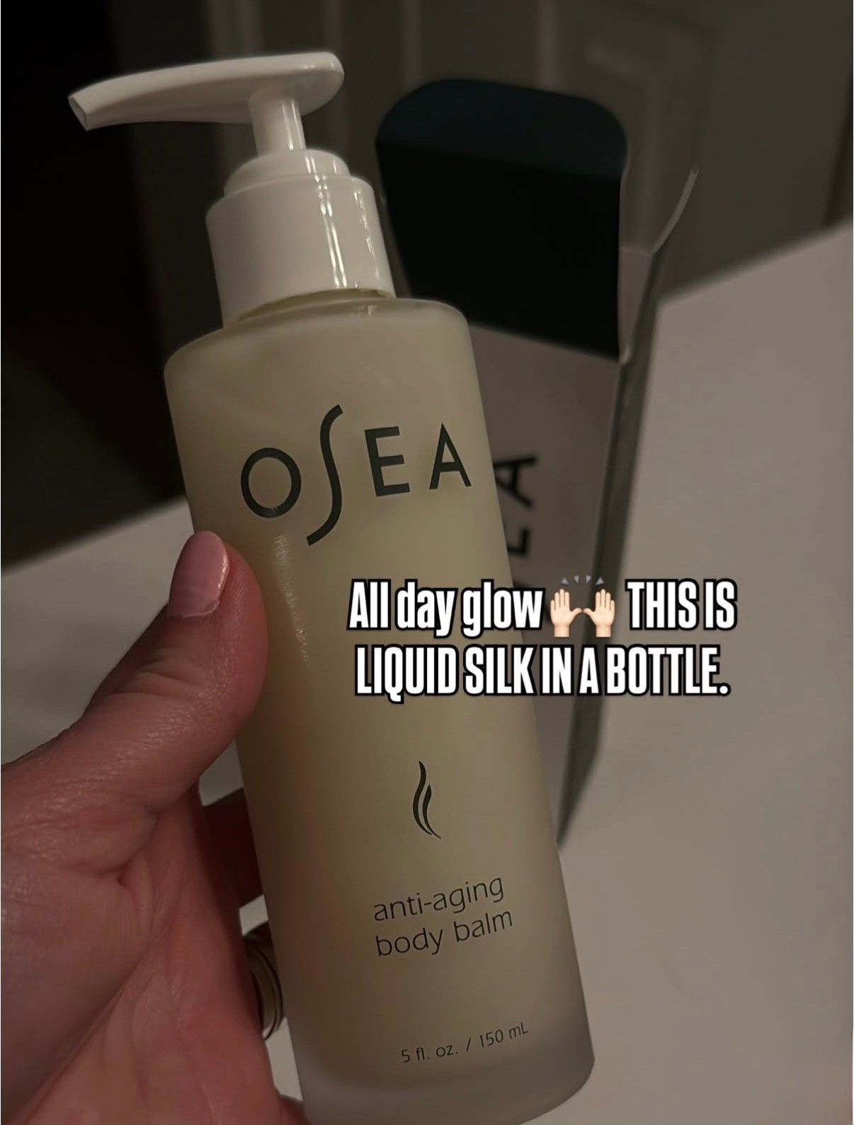 I love the glow this gives my skin ✨ 
OSEA discount code: MARISSAMACE10

#LTKBeauty #LTKgrwm #LTKselfcare