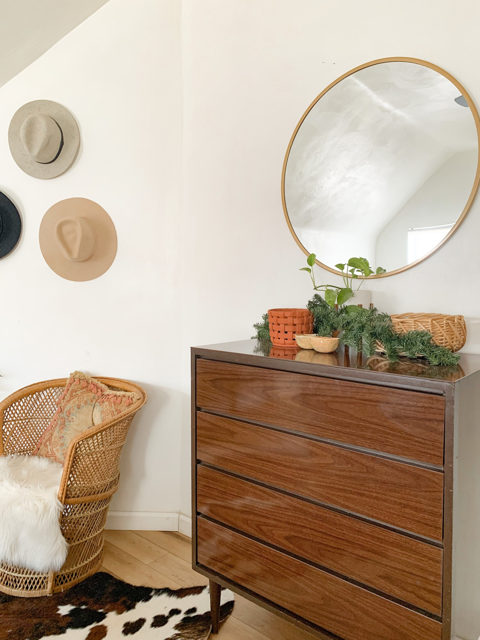 Linking similar + exact boho bedroom finds! 🧡

#LTKSeasonal #LTKHoliday #LTKhome