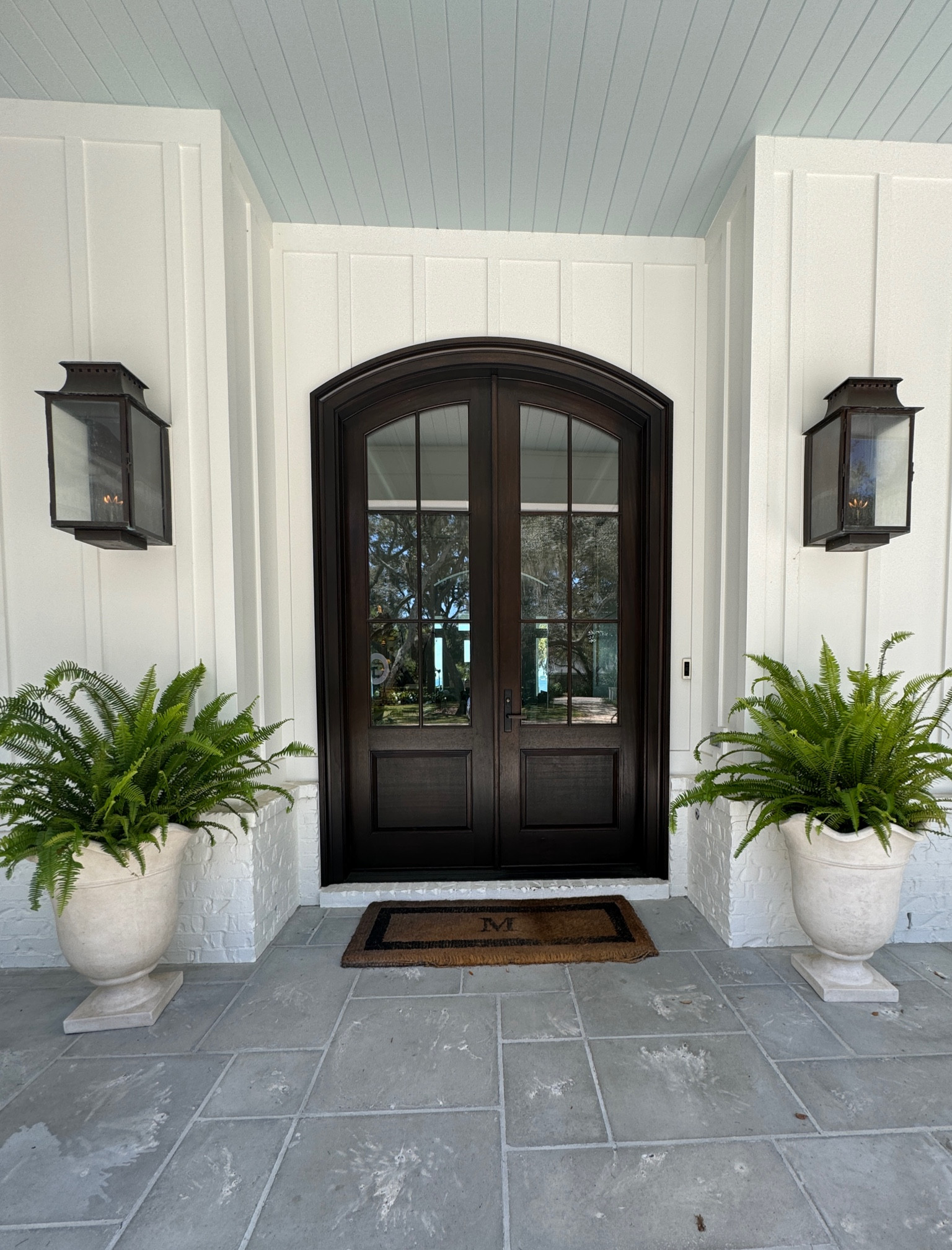 Front porch planters - ruffled planters 

#LTKSeasonal #LTKhome