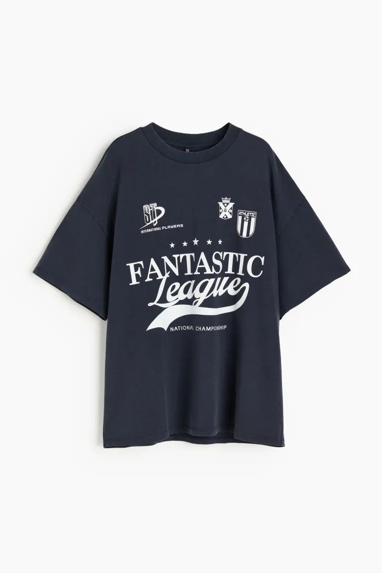 Oversized Motif-detail T-shirt - Round Neck - Short sleeve - Dark blue/Fantastic League - Ladies ... | H&M (US + CA)