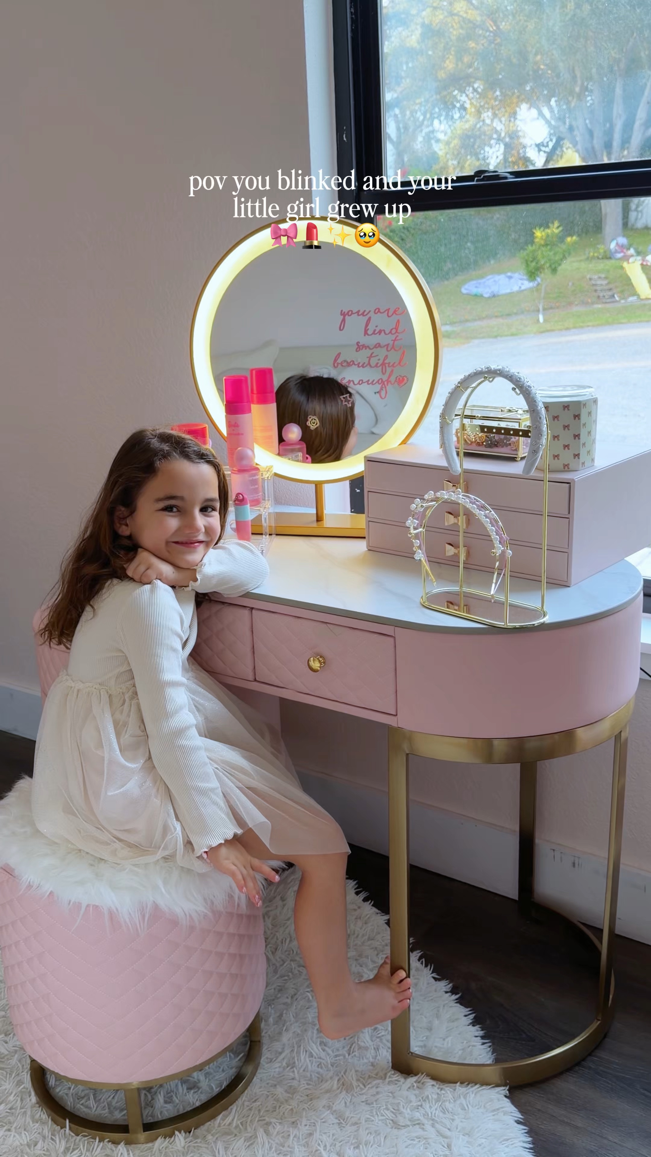 Setting up my daughter’s new vanity 🪞✨

#LTKmomlife #LTKKids #LTKHoliday