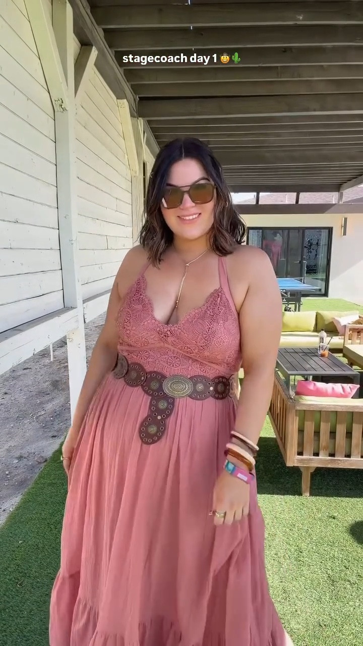 Stagecoach Day 1 outfit 

Dress - size 00 
boots - 10* older boots, added similar

#LTKMidsize #LTKFestival #LTKSeasonal