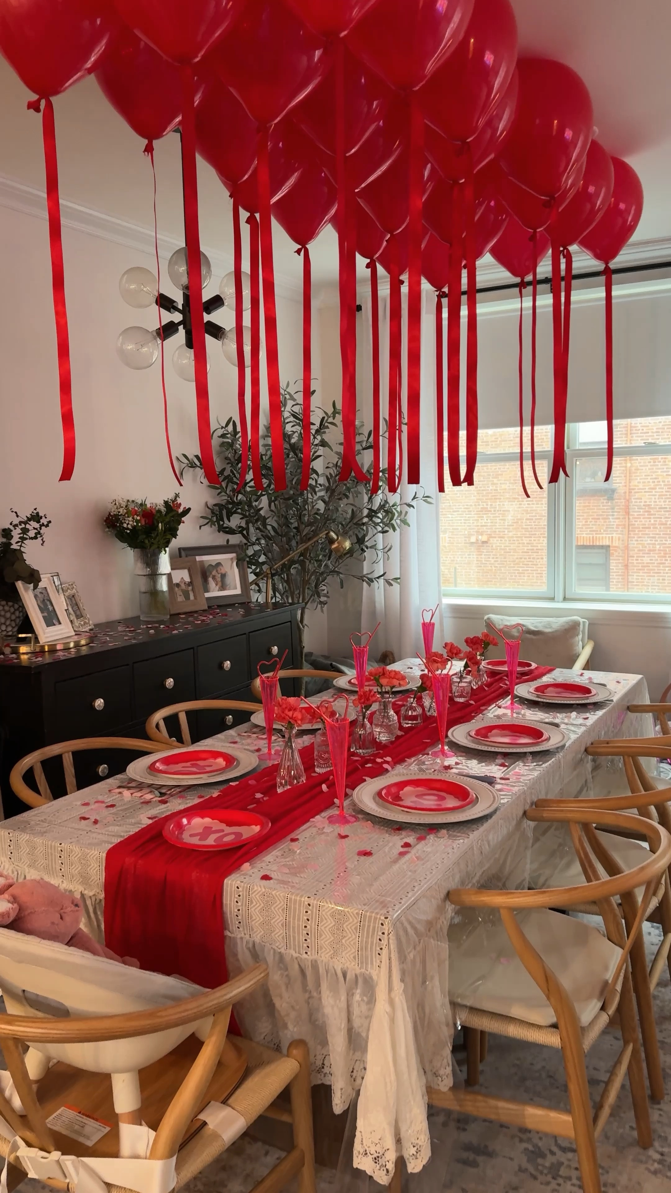 Save this for your next party, kids birthday or anything fun!! Easiest yet genius balloon hack! 

#LTKKids #LTKFamily #LTKParties