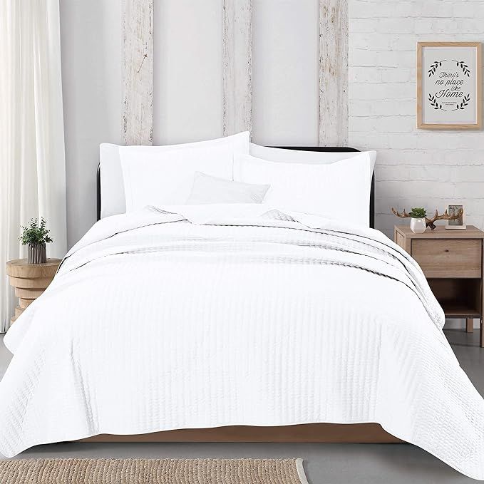 3-Piece Detailed Channel Stitch Quilt Set with Shams. White King Quilt Set, All Season Bedspread ... | Amazon (US)