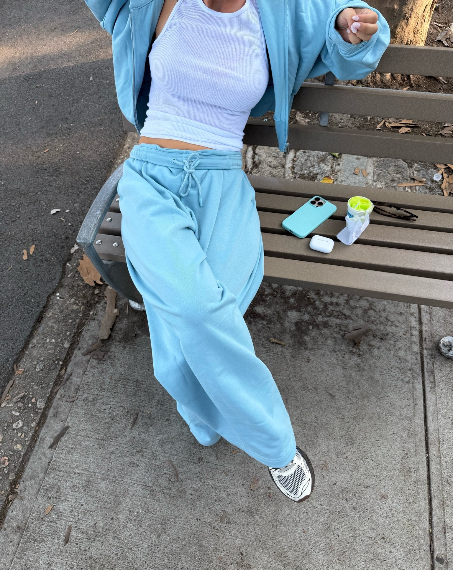 Feeling blue in @lululemon #ad #lululemoncreator