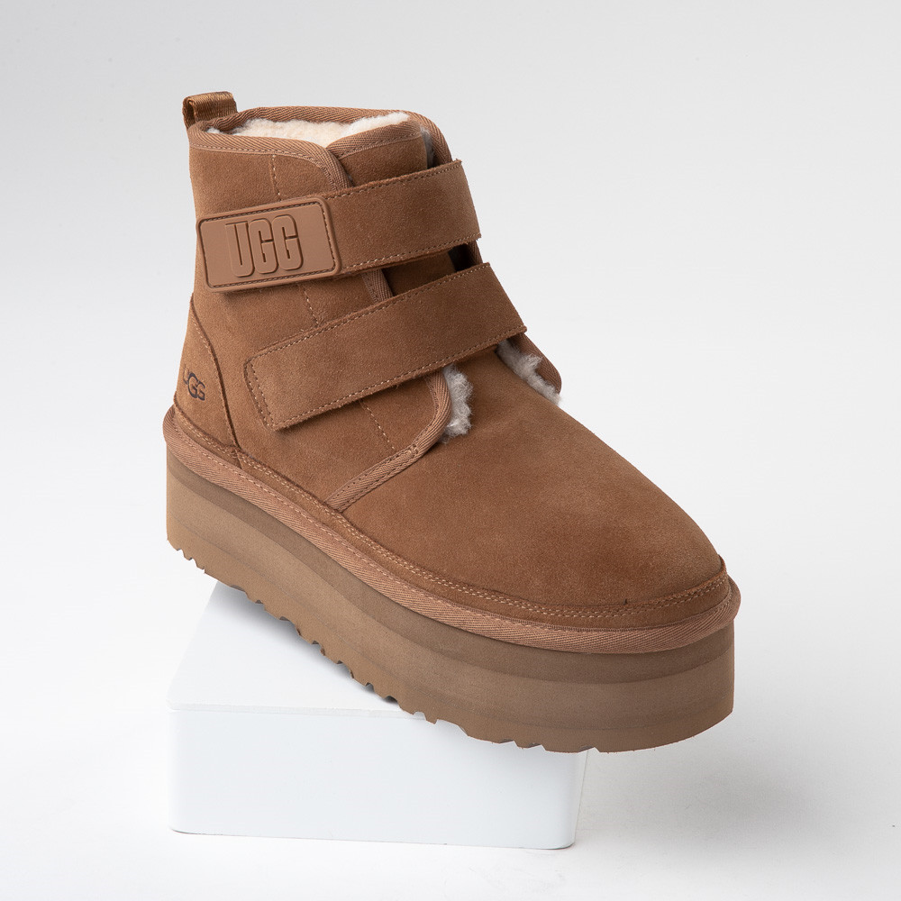 Womens UGG® Neumel Platform Chukka Boot - Chestnut | Journeys