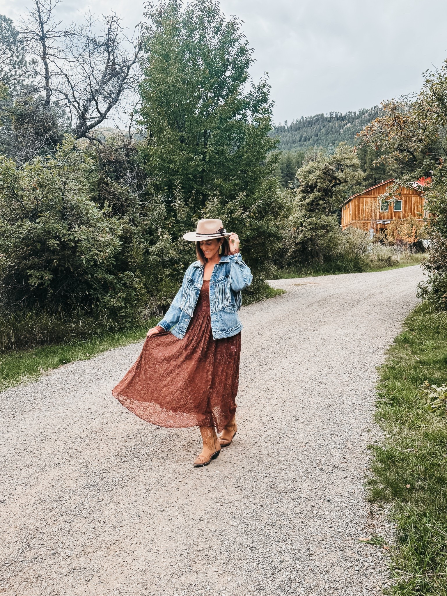 OOTN on the ranch! 🤎⛰️👢🍂🐴

Western look on the ranch! Chocolate, brown lace dress with a super fun fringe, denim jacket! 

- Dress - size small (need the XS)
- denim jacket - size small 
- custom hat
- earrings by Nickel & Suede 

#ranchoutfit #WesternOutfit #FamilyPhotoOutfit #Colorado #Durango #Macys #DenimJacket #FringeJacket

#LTKOver40 #LTKSaleAlert #LTKFindsUnder100