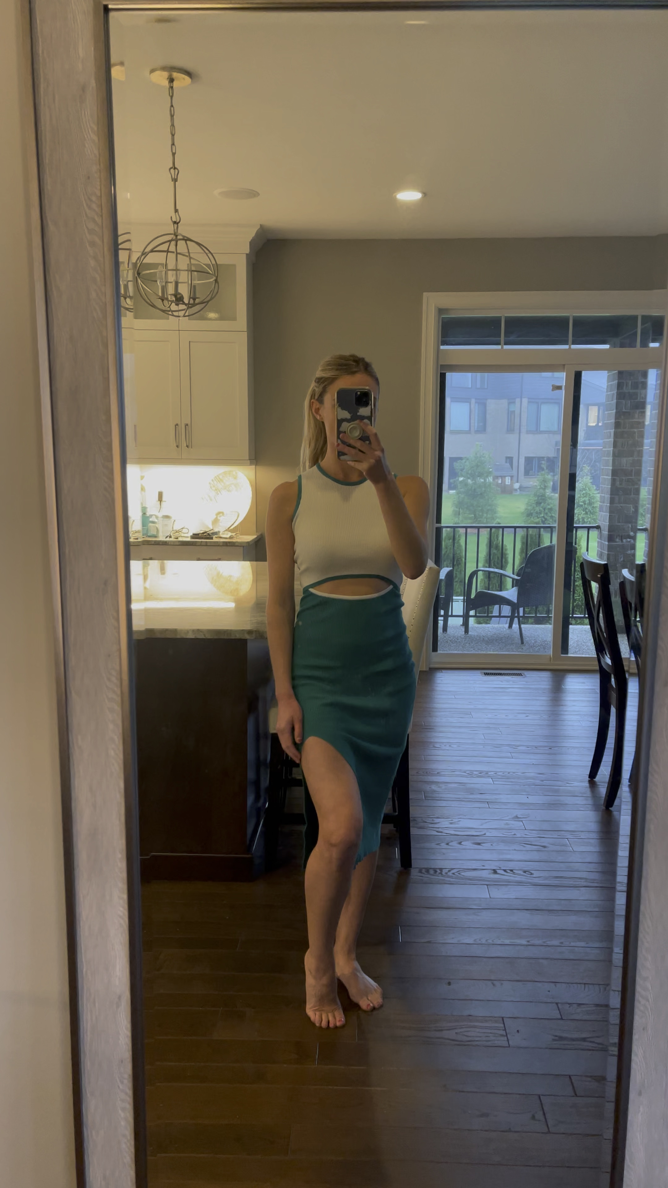 Adorable ribbed sweater dress that can be worn in both warmer temps and cooler weather (just throw on a jacket and boots!) Comes in several colors and is only $10.99!     



Dress, fall outfit, winter outfit, spring, summer, midi dress, cut-out stomach, sleeveless, affordable, amazon finds

#LTKfindsunder50 #LTKVideo #LTKstyletip