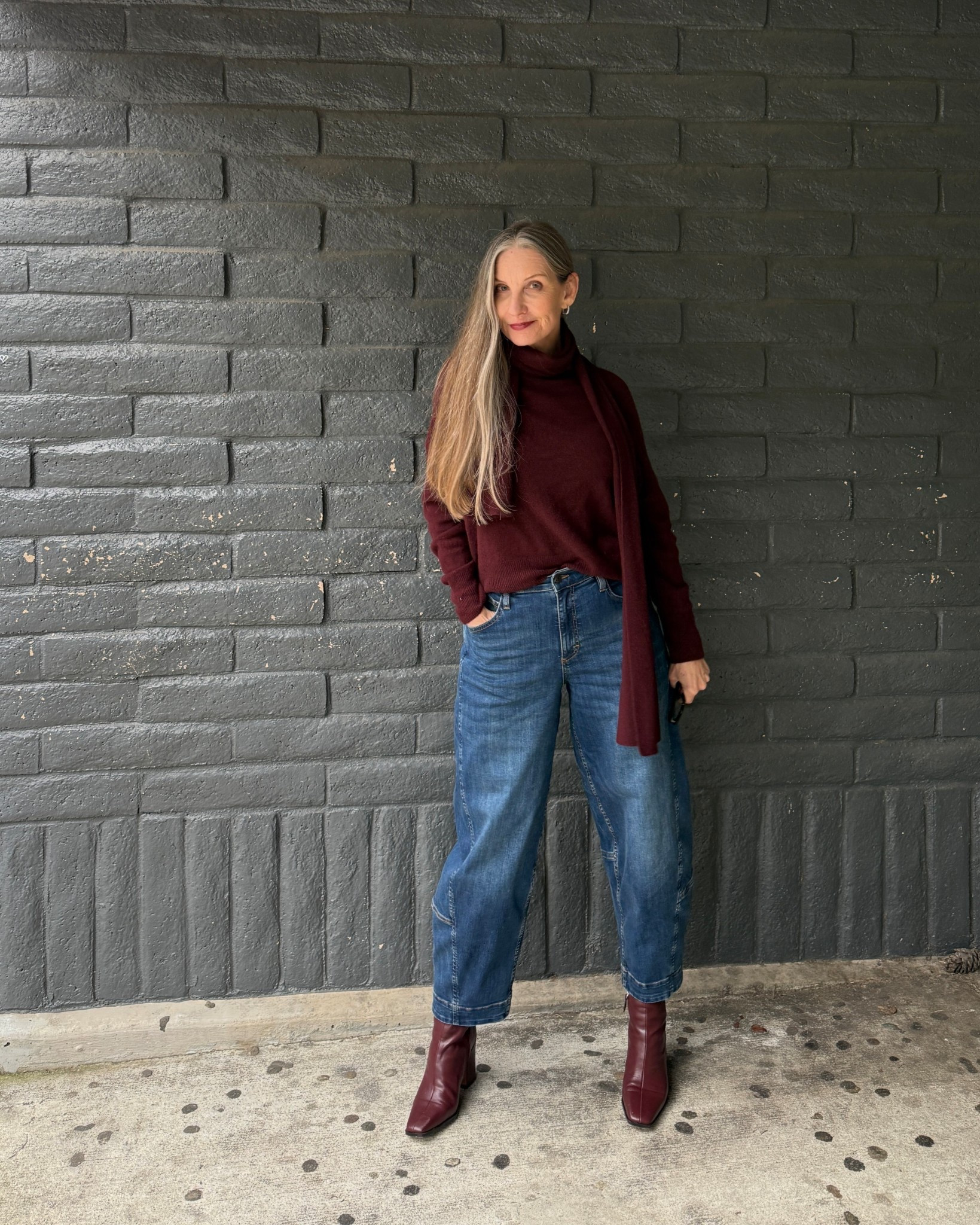 Flattering barrel jeans with stretch & luxe cashmere for less. True to size.

#styleover40 #styleover50 #minimaliststyle #midsizestyle #capsulewardrobe #casualootd #modernminimalist #sustainablestyle 
#effortlessstyle #simplestyle #modernclassics 

#LTKMidsize #LTKSeasonal #LTKOver40