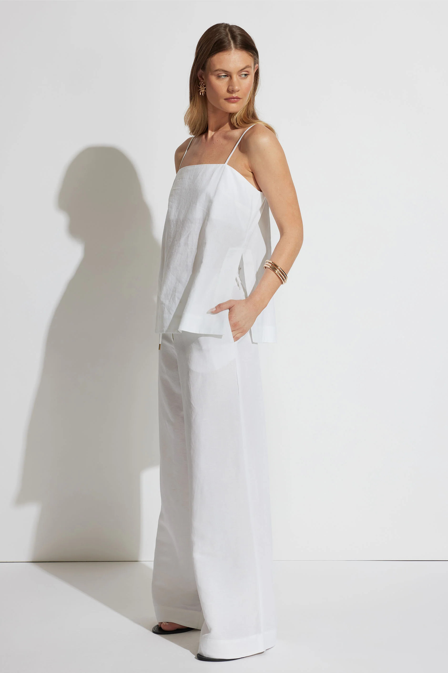 Alyssa Linen Blend Pant - White | DECJUBA | DECJUBA