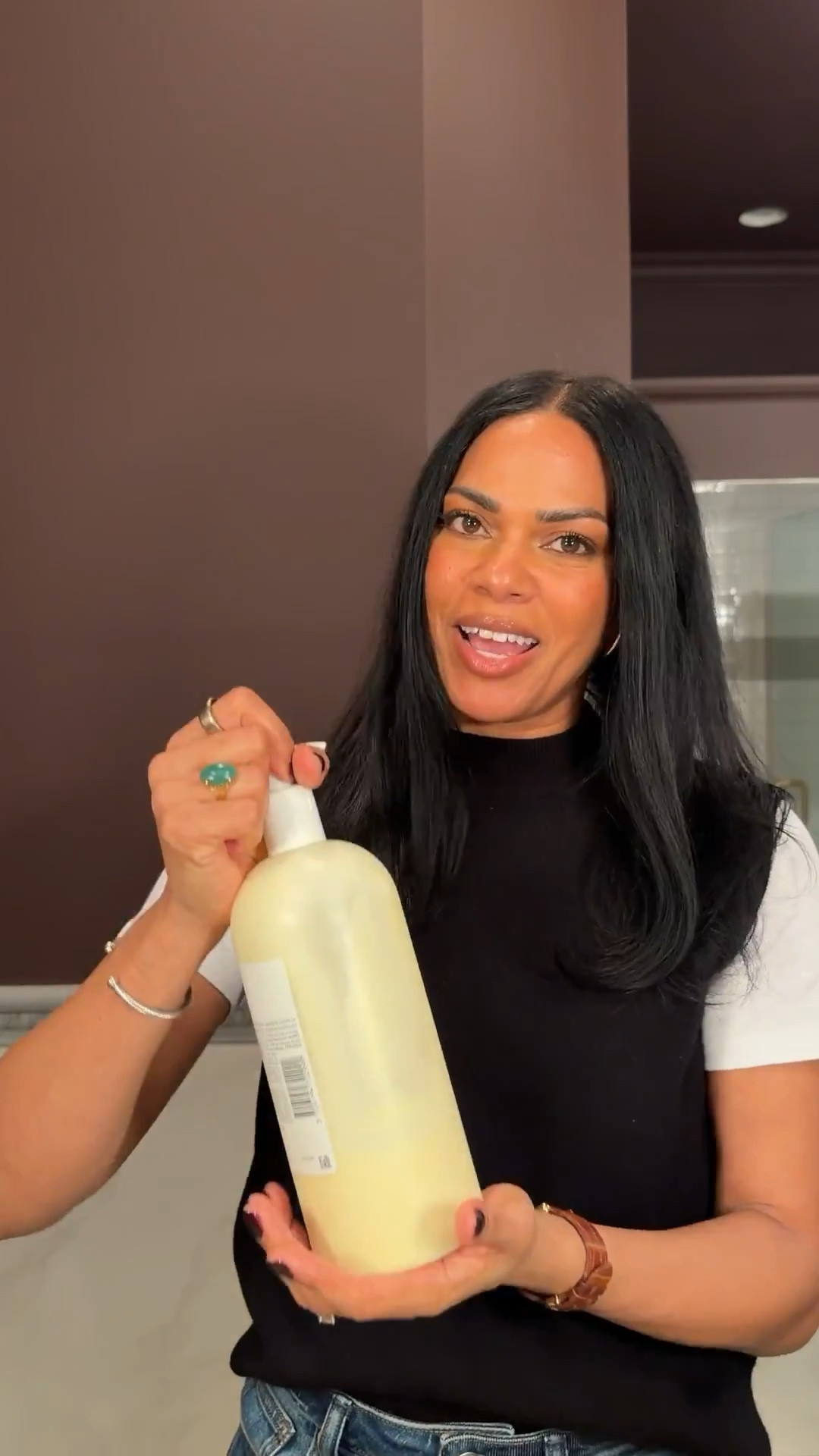 How I get my heels baby’s butt smooth! Kiehl’s big bottle and refill are on sale!

#LTKOver40 #LTKselfcare #LTKSaleAlert