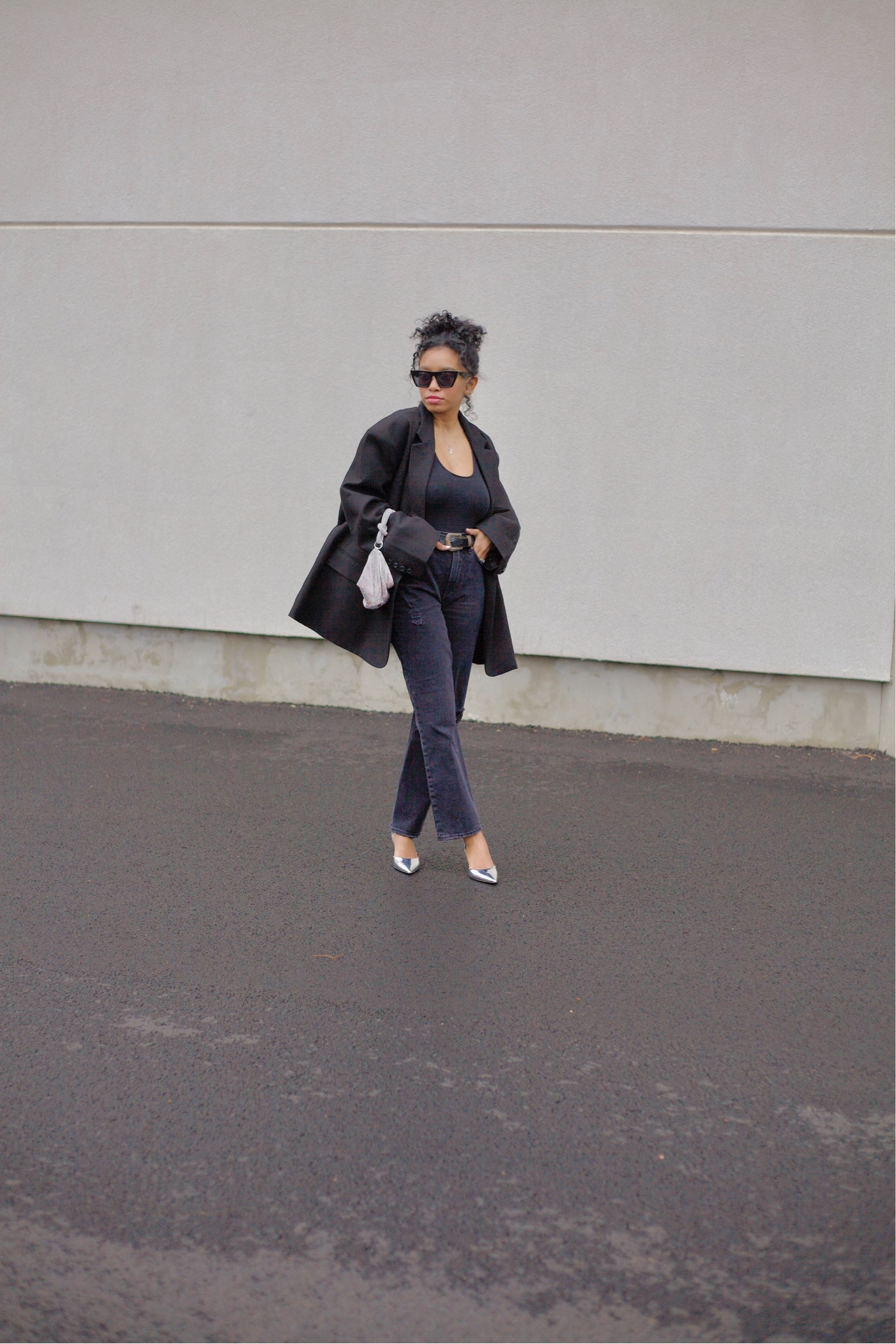 Blazer is from The Frankie Shop



#LTKFind #LTKstyletip #LTKshoecrush
