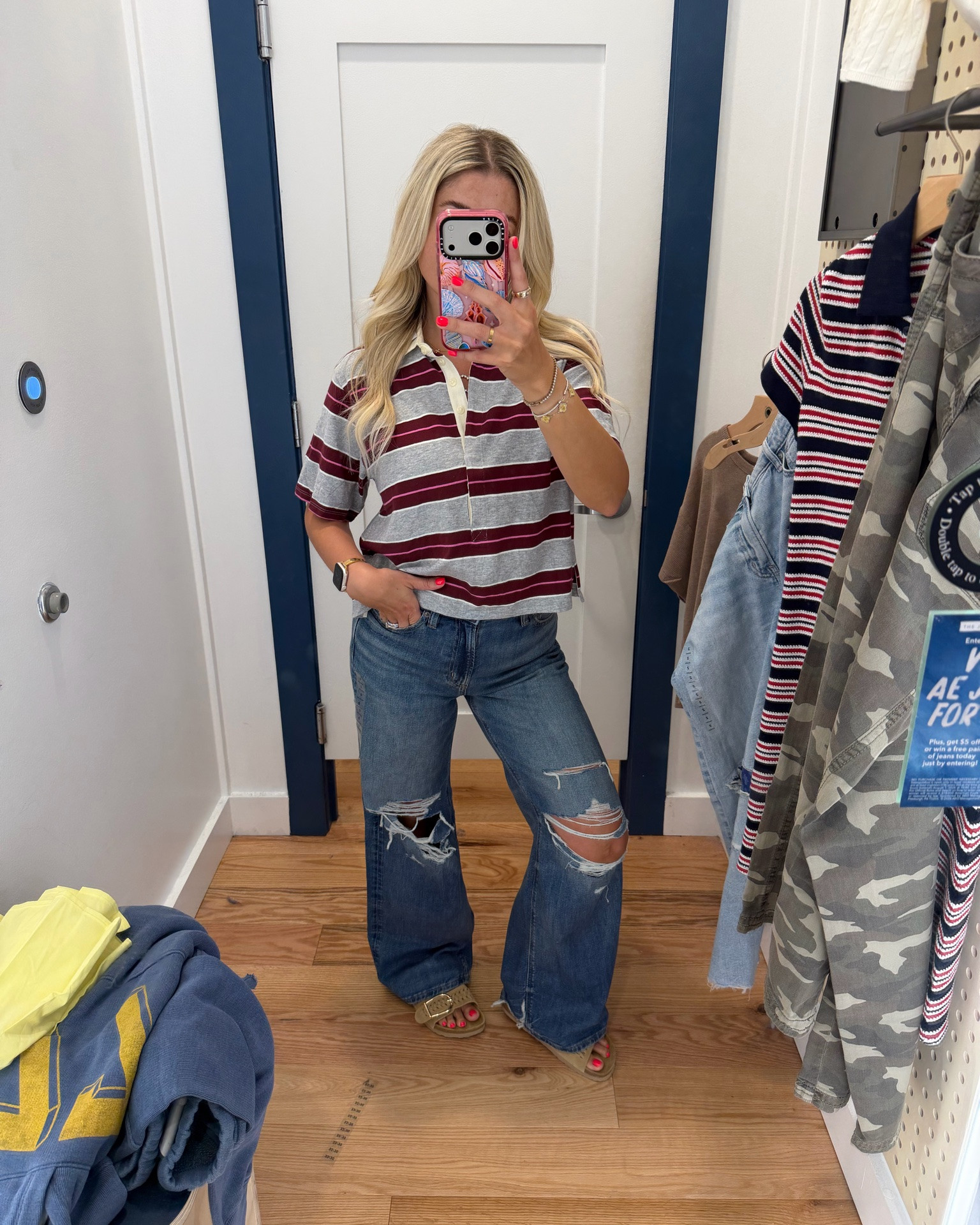 Outfit ideas 
Fall outfits
Small tops 
Polo xs
Jeans 0 short 
Sandals tts
@American Eagle Outfitters outfits

#LTKSaleAlert