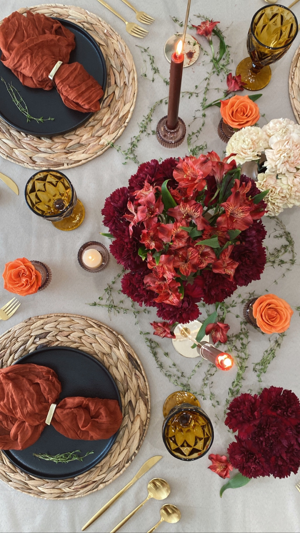 Table scape styling ✨ 

#tablescape #tablesetting #diningtable #diningroom #hostingtips #hosting #holiday #holidayseason #fall #falldecor #falldesign #fallhomedecor #fallstyle #fallideas #pumpkin #halloween  #floral #fallfloral #coffeetable #ltkholiday #thanksgiving #friendsgiving #holidaydecor 

#LTKGiftGuide #LTKparties #LTKHoliday