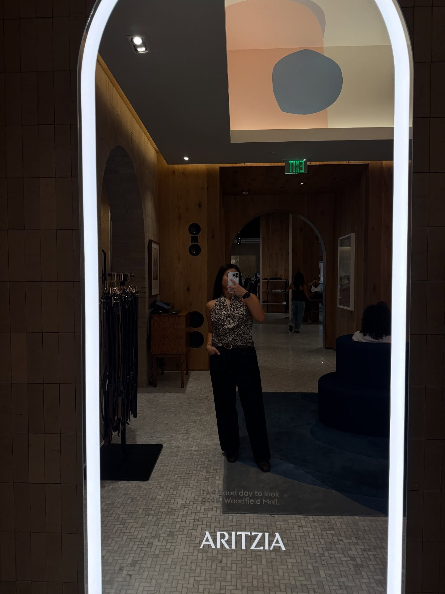 𝐒𝐞𝐩𝐭𝐞𝐦𝐛𝐞𝐫𝐅𝐢𝐭𝐏𝐢𝐜.𝐢𝐦𝐠 🍂👖🌳🧸♥️ 
__ 
📷: #1 
Top:  @oakandfort 
Jeans: @abercrombie 
Belt: @aritzia
Boots: @shein_us 
 - - 
📷: #2
Workout Set: @aritzia 
Shoes: @nike
 - - 
📷: #3 
Top: @aritzia
Pants: @abercrombie 
 - - 
📷: #4
Top: @aritzia
Jeans:@aritzia
Belt: @aritzia
Shoes: @tjmaxx 
 - - 
📷: #5
T-shirt: @dynamiteclothing 
Blazer:  @oakandfort 
Jeans: @gap 
Boots: @shein_us 
Belt: @aritzia 
 - - 
📷: #6
Shirt: @garageclothing 
Belt: @aritzia
Jeans: @abercrombie 
 - - 
📷: #7
Top:  @aritzia 
Cardigan: @oakandfort 
Pants: @aritzia 
Shoes: @salomon

#LTKWorkwear #LTKPetite #LTKSeasonal