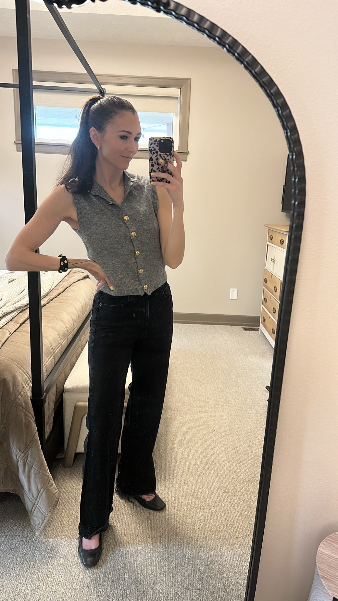 Button up vest
High waisted wide leg black jeans
Ballet flats


#LTKootd