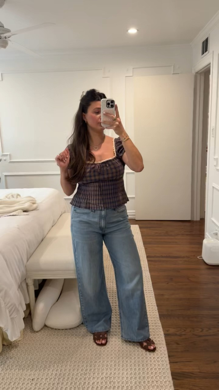 Obsessed with these jeans — might be better than the sweatpant ones 👀 

 #LTKStyleTip #LTKShoeCrush