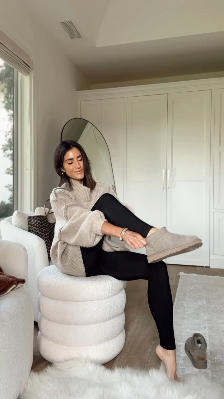 POV: You found the sweater that feels like a hug. I’m just shy of 5-7” wearing the size small
StylinByAylin, Aylin #amazon #nordstrom #walmart #ootd #outfit #comfycasual

#LTKgrwm #LTKSeasonal #LTKootd