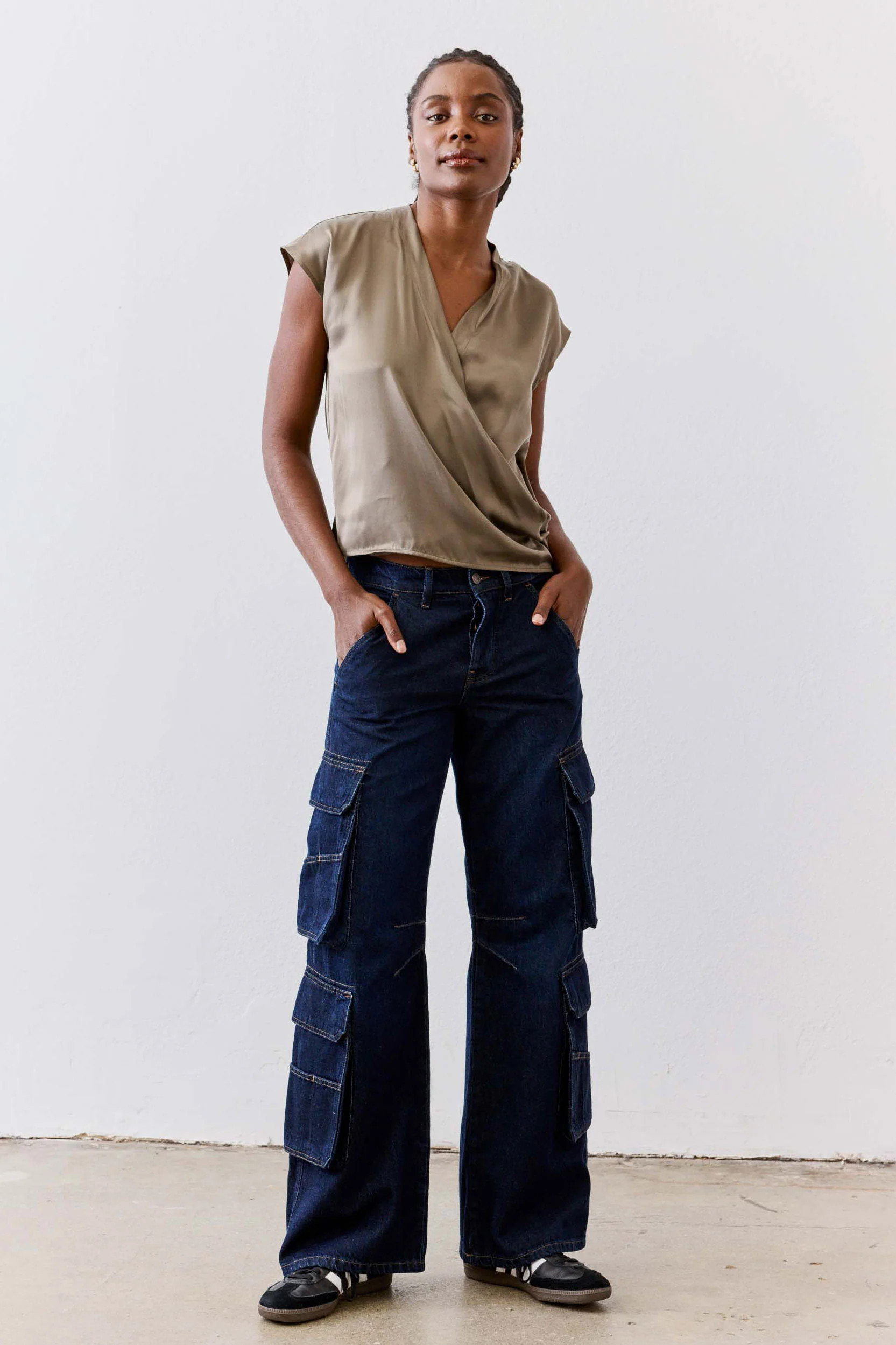 The Petite Off Duty Cargo Jeans | Ruti
