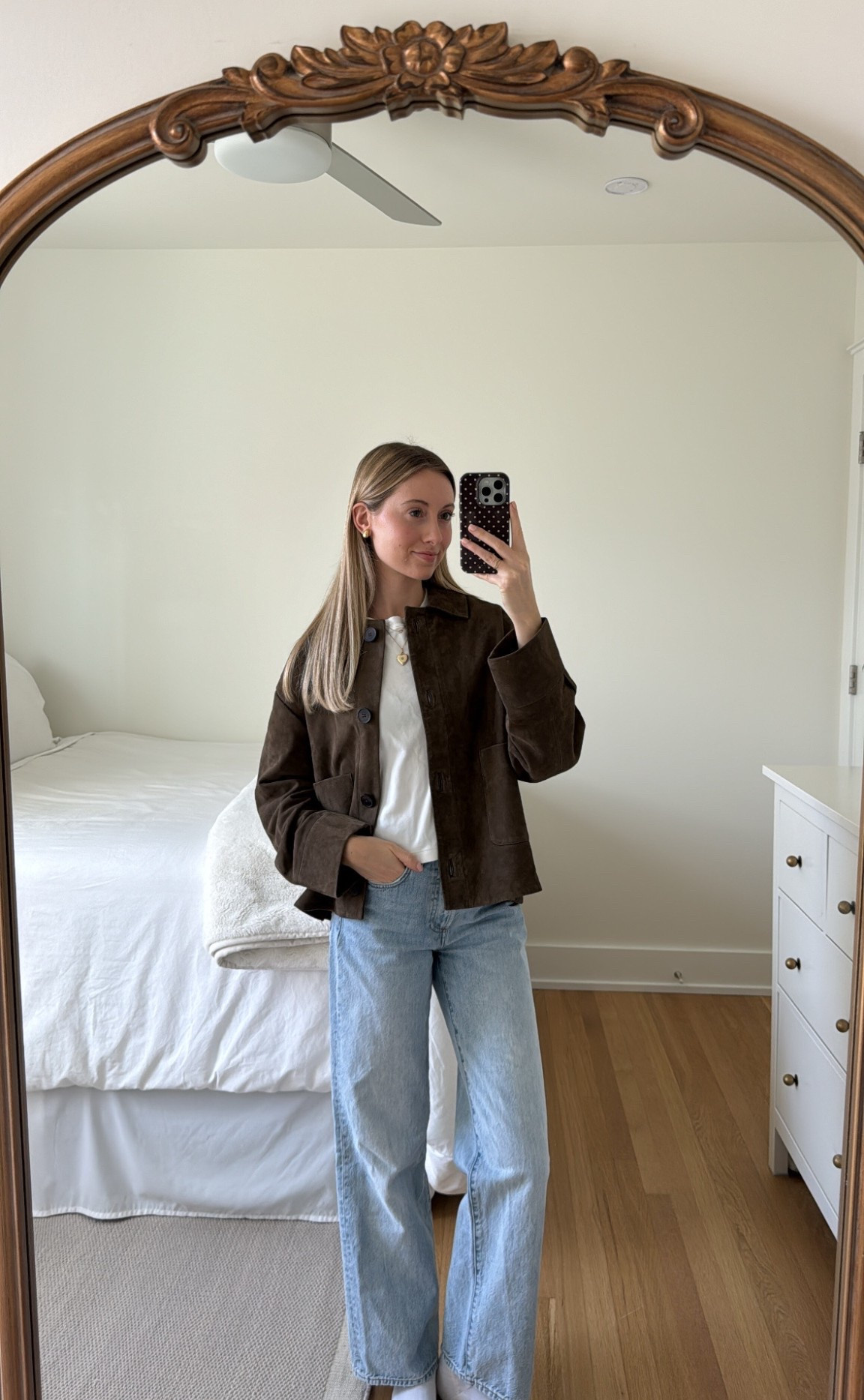 obsessed w this suede jacket from sezane 🤩🤎 color is dark khaki & wearing size 2 for reference!  

#LTKootd #LTKgrwm #LTKSeasonal