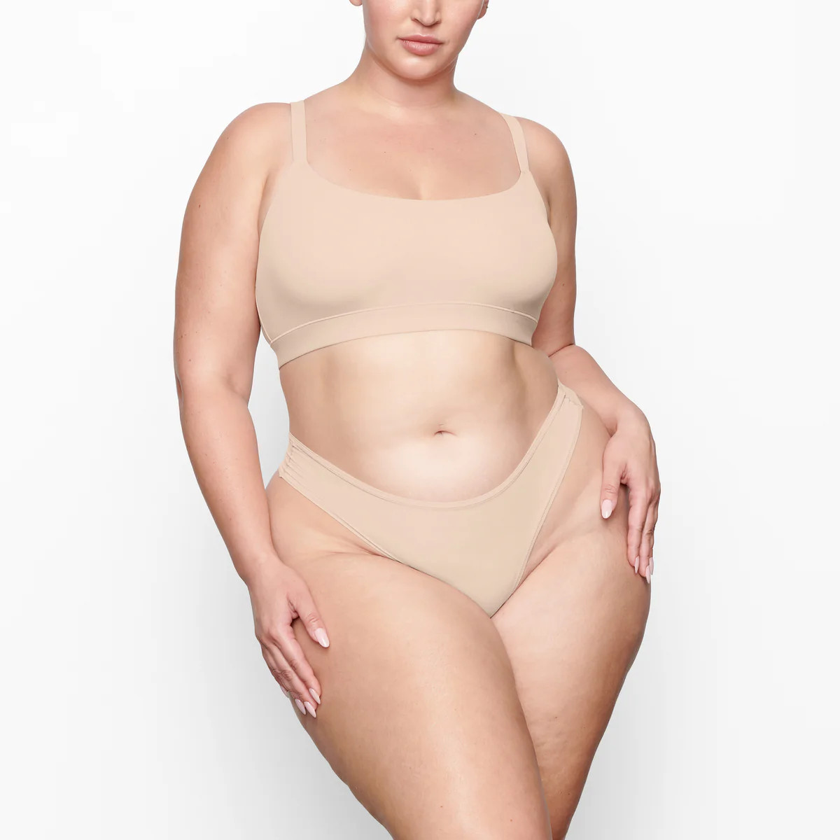 FITS EVERYBODY THONG | SKIMS (US)