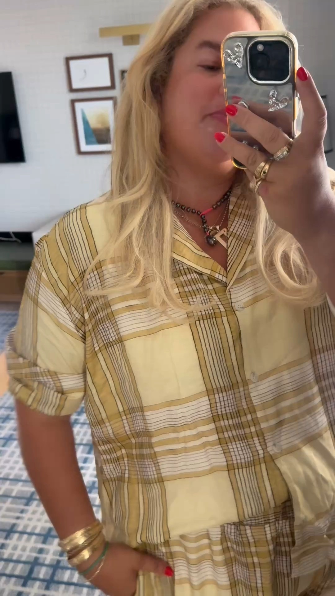 I felt like myself in what I picked, comfortable, proud, unique, chic, classic with some edge. That’s my goal. Always. Express who I am inside on the outside with the use of wardrobe. At any size. Thanks for being on the journey with me, togetha. Love you, mean it. 

Comment shop for the links! Xx 💌