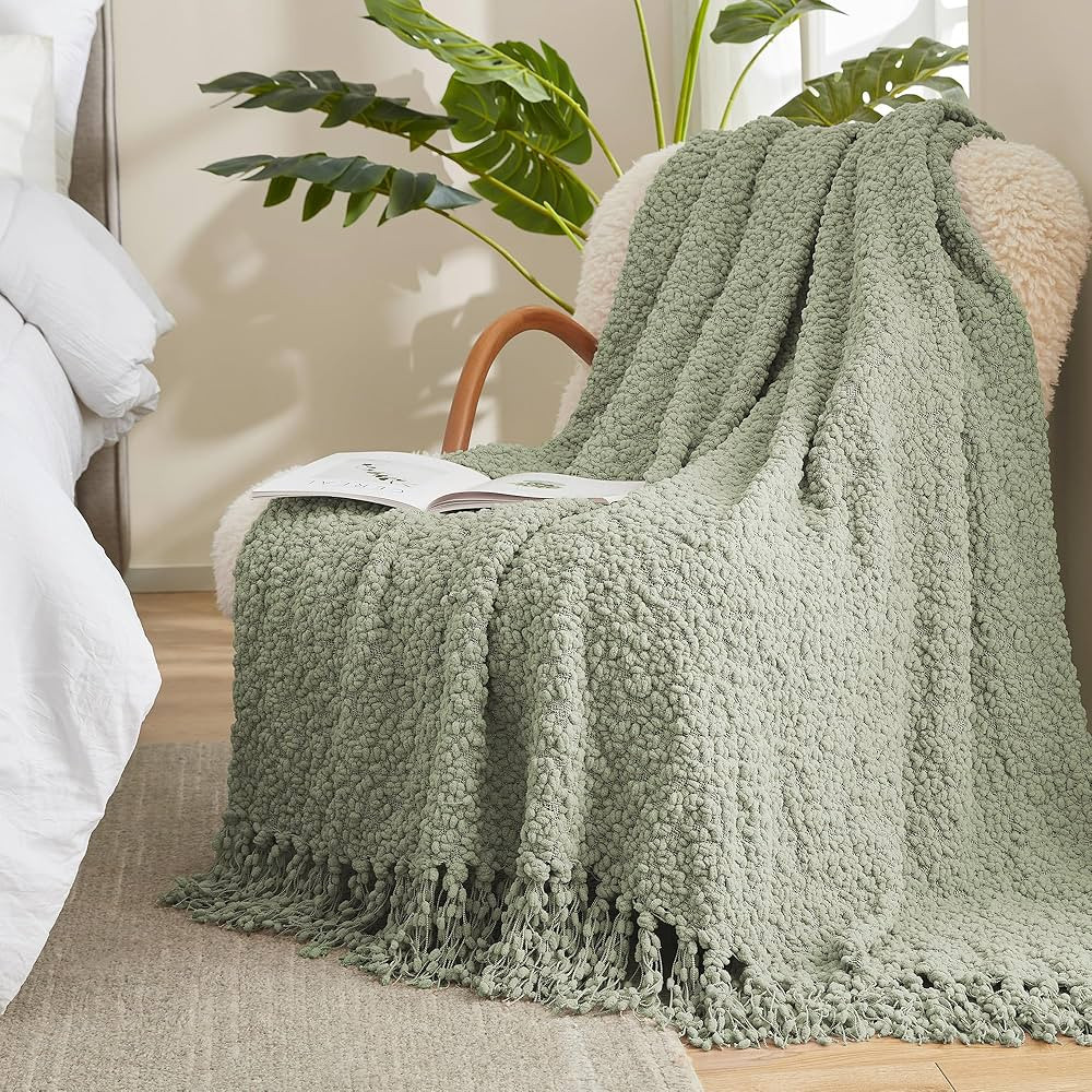 Amélie Home Summer Throw Blanket Chunky Fluffy Knit Throw Blankets Textured Mulberry Throw Blank... | Amazon (US)