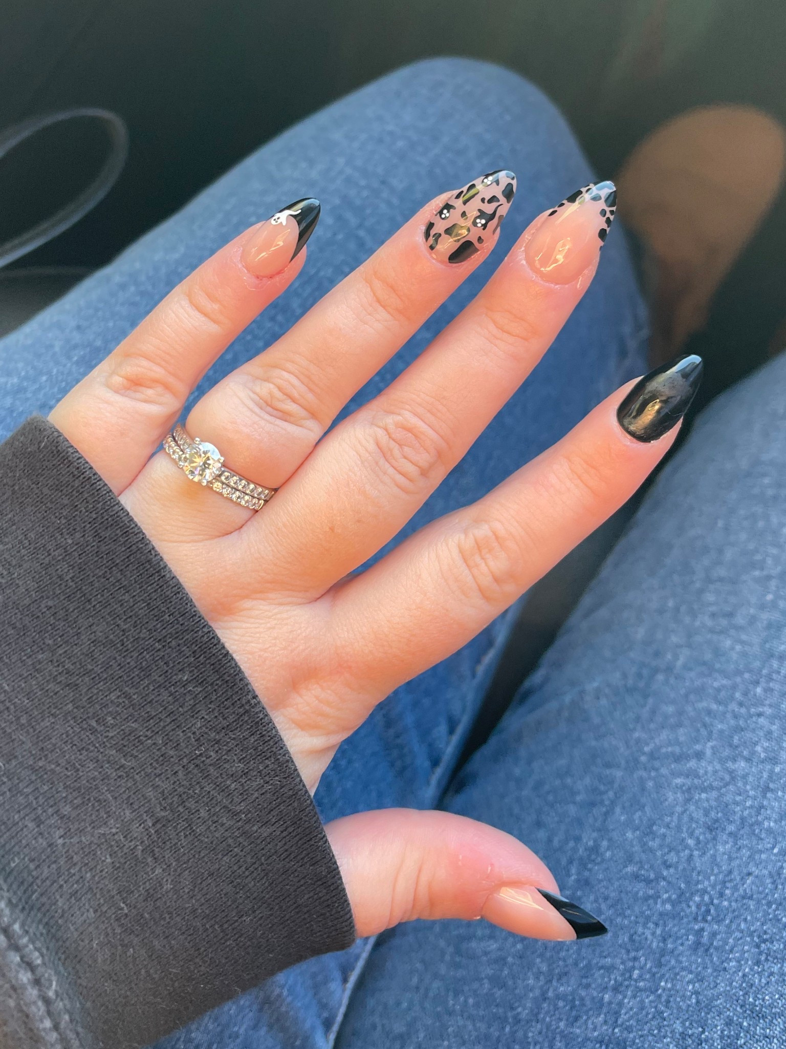 Halloween nails, glamnetic nails, holiday nails, Amazon nails, Amazon beauty, holiday beauty, stick on nails, glue on nails, Ulta beauty deals, Black Friday, stocking stuffers for her 

#LTKHalloween #LTKSaleAlert #LTKBeauty
