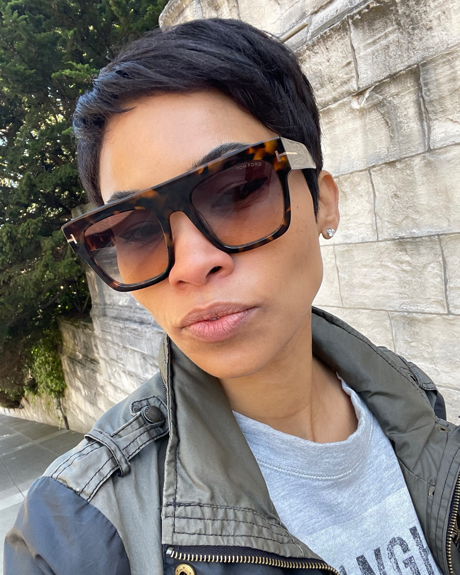 Tom Ford for the win, my futures so bright in these shades. I love oversized sunglasses. They make a statement and make you look like you are wearing makeup even when you aren’t 😆

#LTKstyletip #LTKtravel