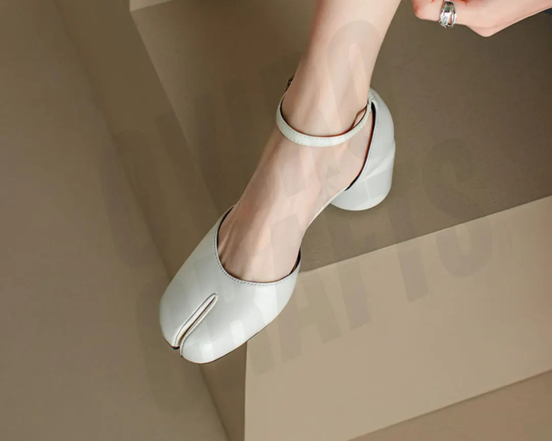 Split Toe Mary Jane Tabi Heels – Leather Round Toe Ankle Strap Sandals – Chunky Block Heel Pu... | Etsy (US)