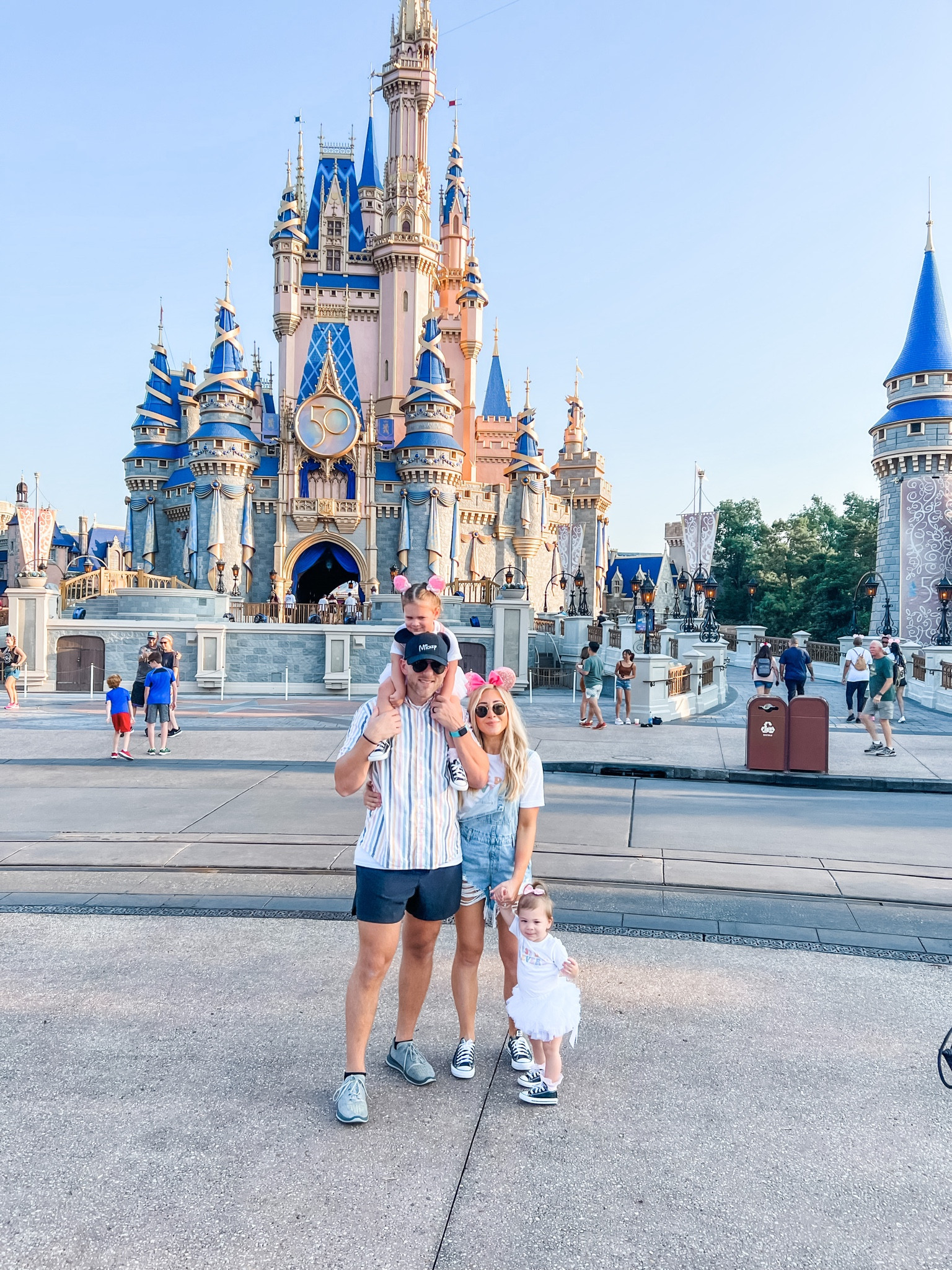 Magic Kingdom 🤍💫
.
.
.
#disney #family #matching

#LTKfamily #LTKkids #LTKHalloween