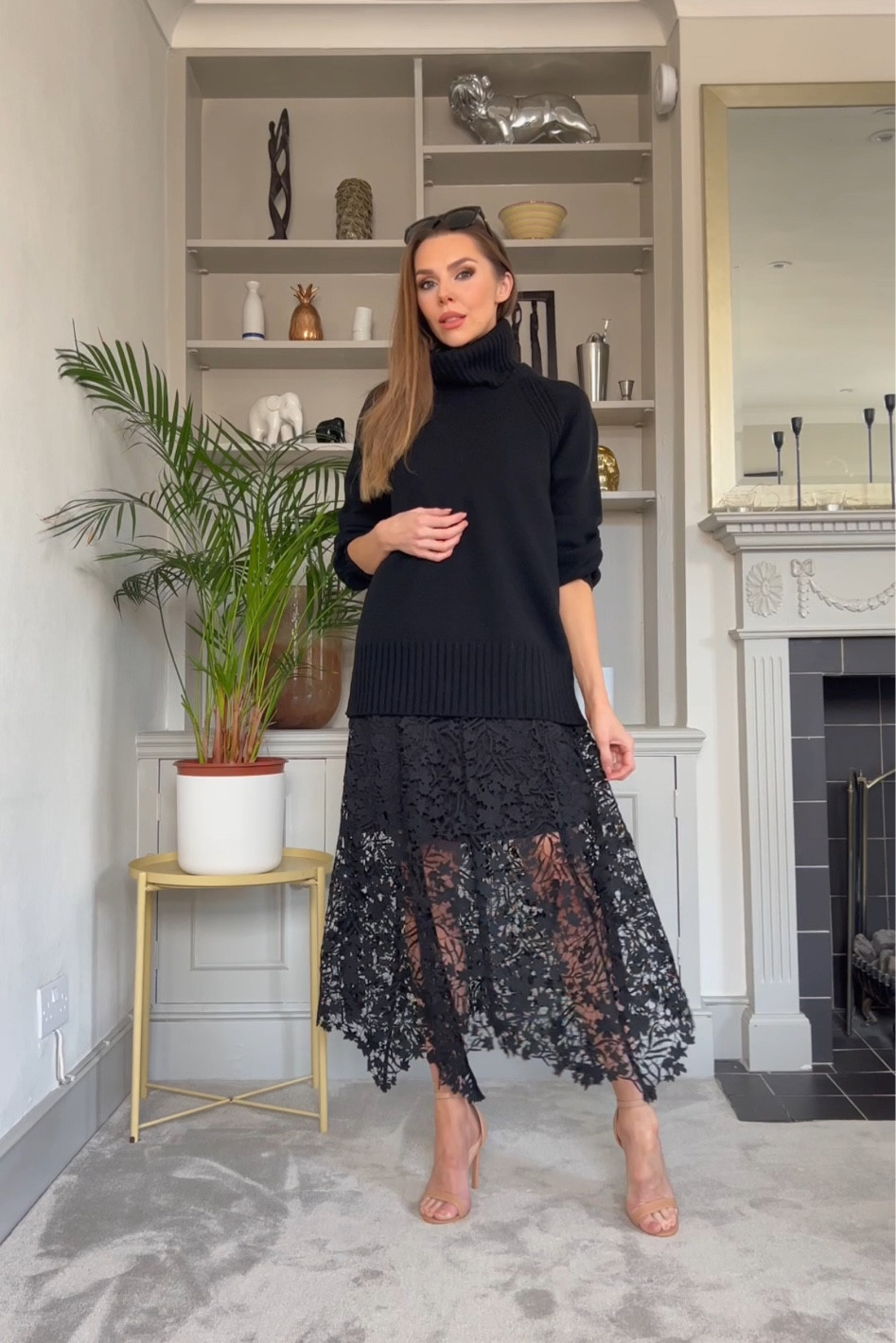 - black roll neck knit
- lace skirt