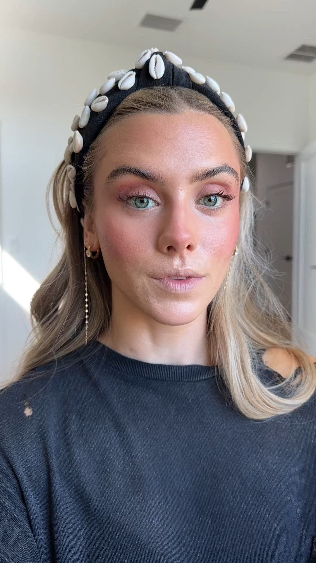 My everyday FAV lip combo is @makeupforever anywhere caffeine lip liner with a gloss or mask of some sort overtop like the revision skincare or the olehenriksen one. @ulta @Sephora 

Revision Skincare YouthFull Lip Replenisher®, Moisturizing Lip Plumper with Hyaluronic Acid, Volumizing, Plumping and Anti Aging

#LTKBeauty #LTKgrwm #LTKselfcare