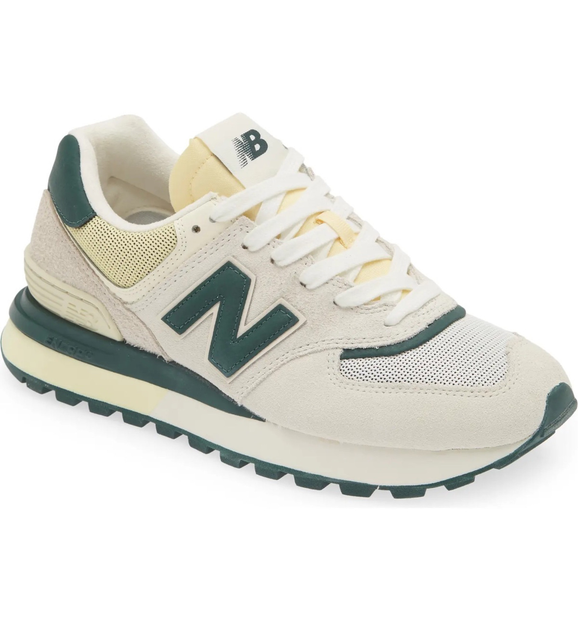 New balance sneakers 👟 

#LTKsalealert #LTKunder100 #LTKshoecrush