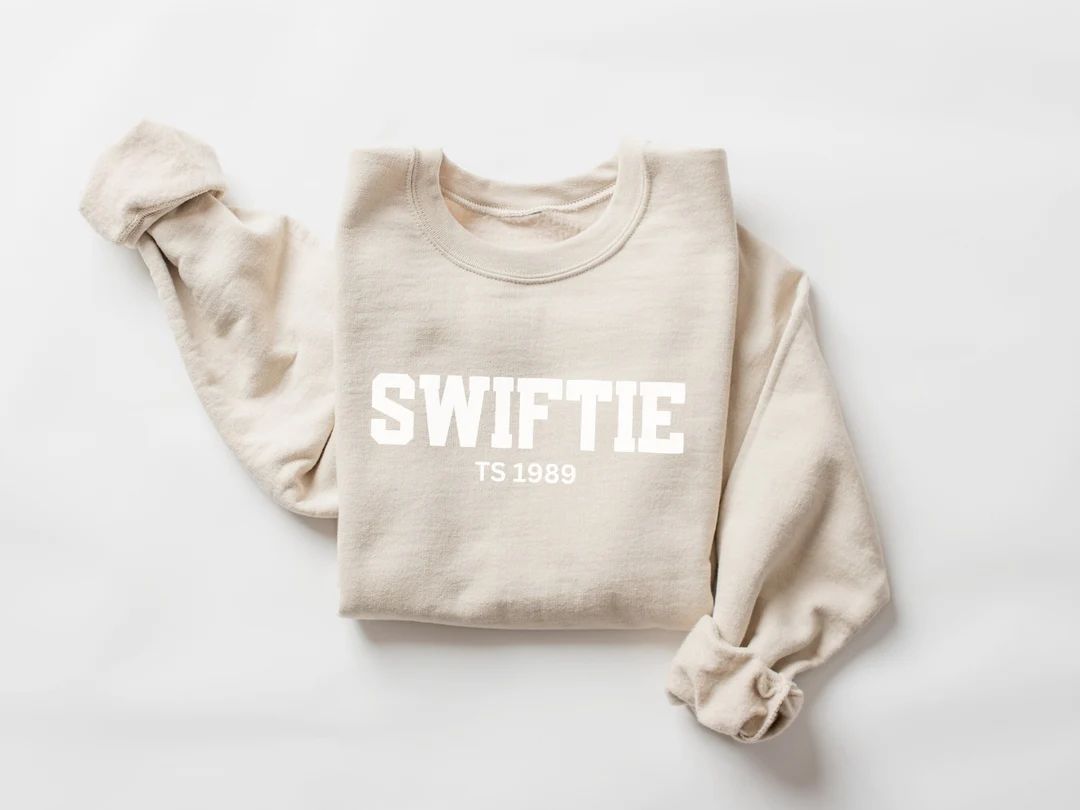 SWIFTIE Sweatshirt Swiftie Crewneck Sweatshirt SWIFTIE Fan - Etsy | Etsy (US)