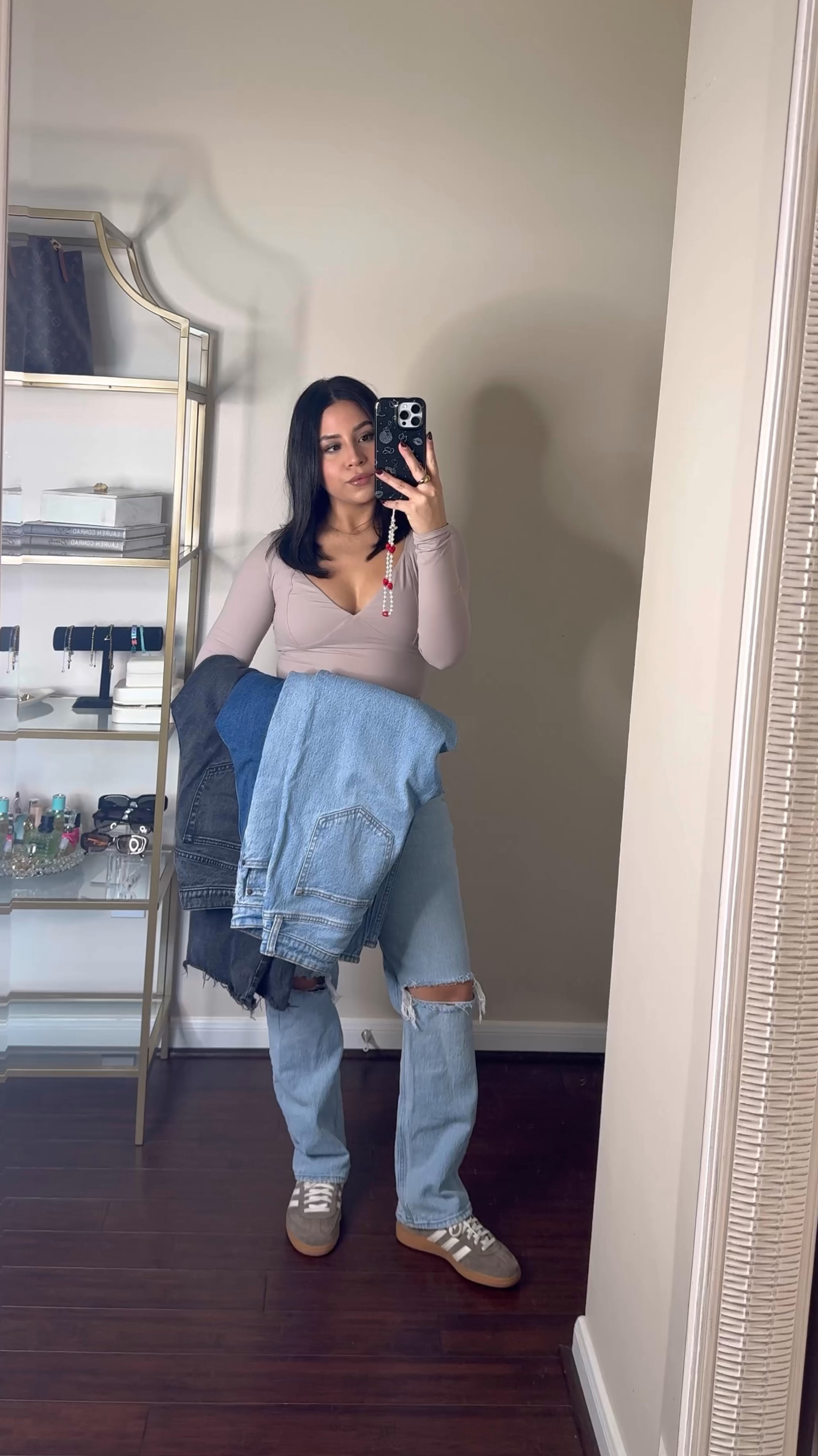 Abercrombie denim up to 30% off + extra 25% off w code AFLTK during ltk spring sale  
Wearing a size 27 short in all jeans 
Adidas handball spezial sneakers: 4.5 men 
Sweetheart neckline seamless tops: small 

#LTKSpringSale #LTKSaleAlert #LTKPetite