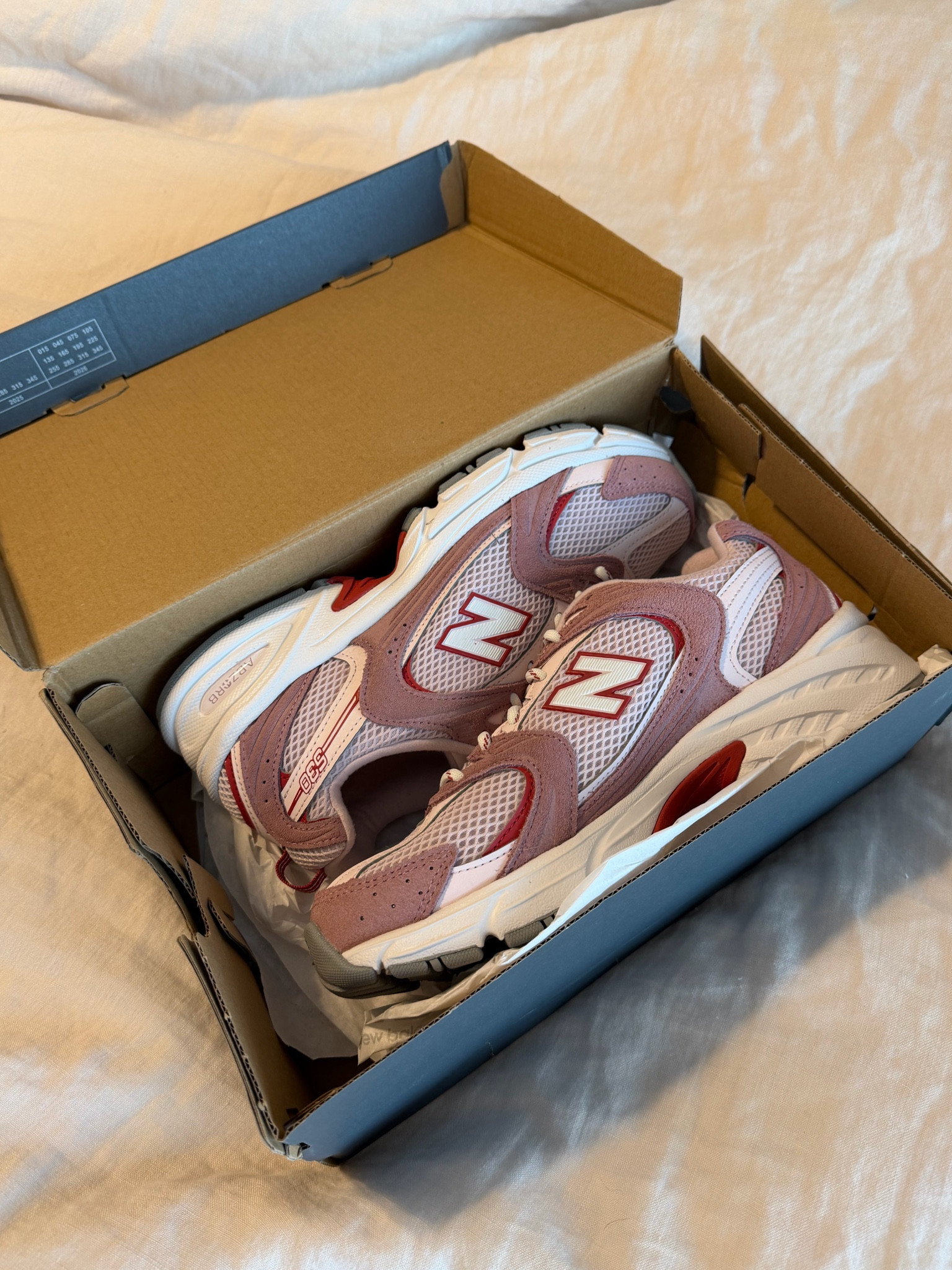 New balance 530’s

#LTKspringtrends #LTKSeasonal #LTKspring
