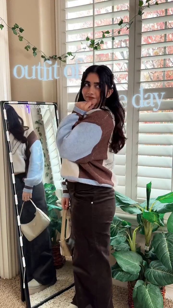 fit of the day🦋🍂🪺

@princesspolly @prada @ugg 
@gisou 

#grwm #outfitinspo #outfitoftheday
#ootd #fitcheck #ugccreator #nycinfluencer #browngirlmakeup #outfits #outfitinspiration #outfitideas #grwmoutfit #winterfit #winteroutfitideas