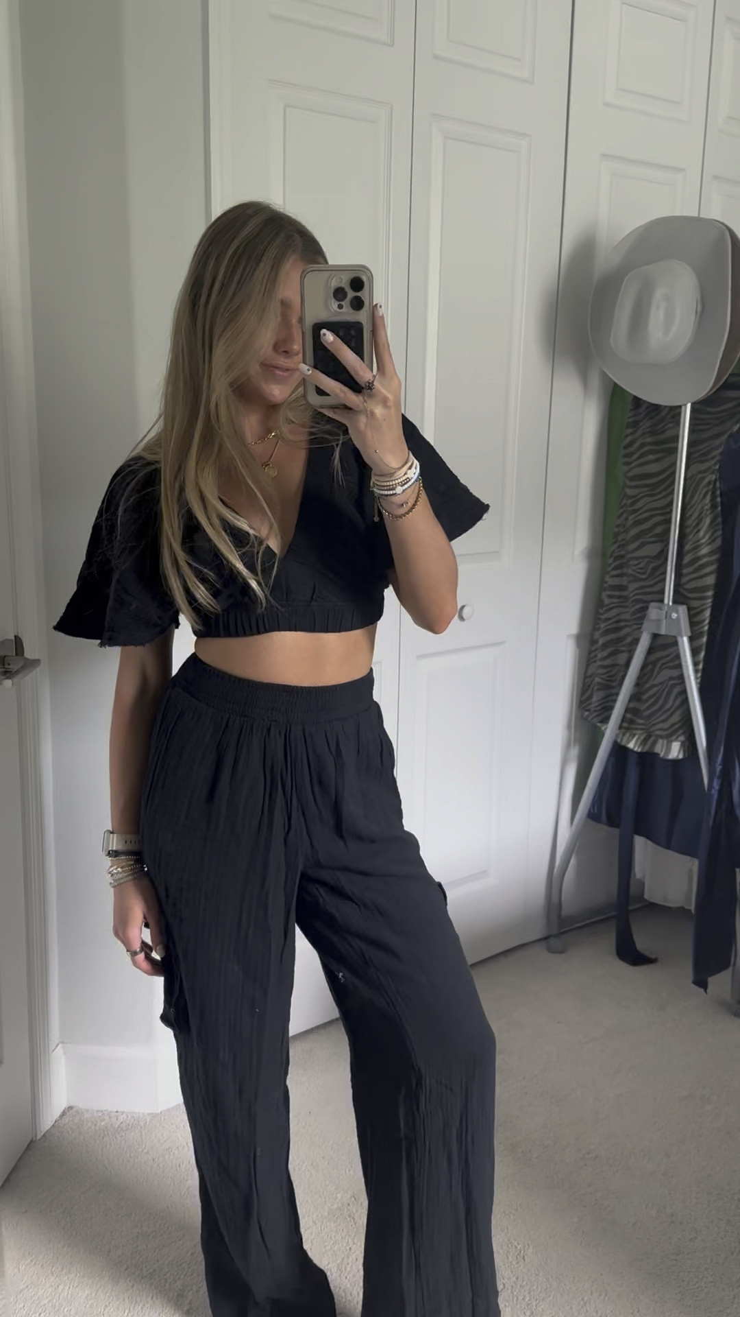 Aerie Pool to Party matching set. All the good things. The breezy best-selling gauze you love meets a brand new flutter sleeve silhouette. Soft, lightweight fabric with the prettiest crinkle texture (the best for sunny days!) Deep V neckline & back (show off your fave Aerie swim or bralettes!) Aerie High Waisted Pool-To-Party Cargo Pant.   #aerie #aeriehaul #springfashion #springstyle #summerstyle #summerfashion #tryonhaul #tryon #tryonwithme #trendyoutfits #trendyclothes #styleinspo #trending #currentfashiontrend #fashiontrends #2024trends #aerienewarrivals 

#LTKfindsunder50 #LTKswim #LTKVideo