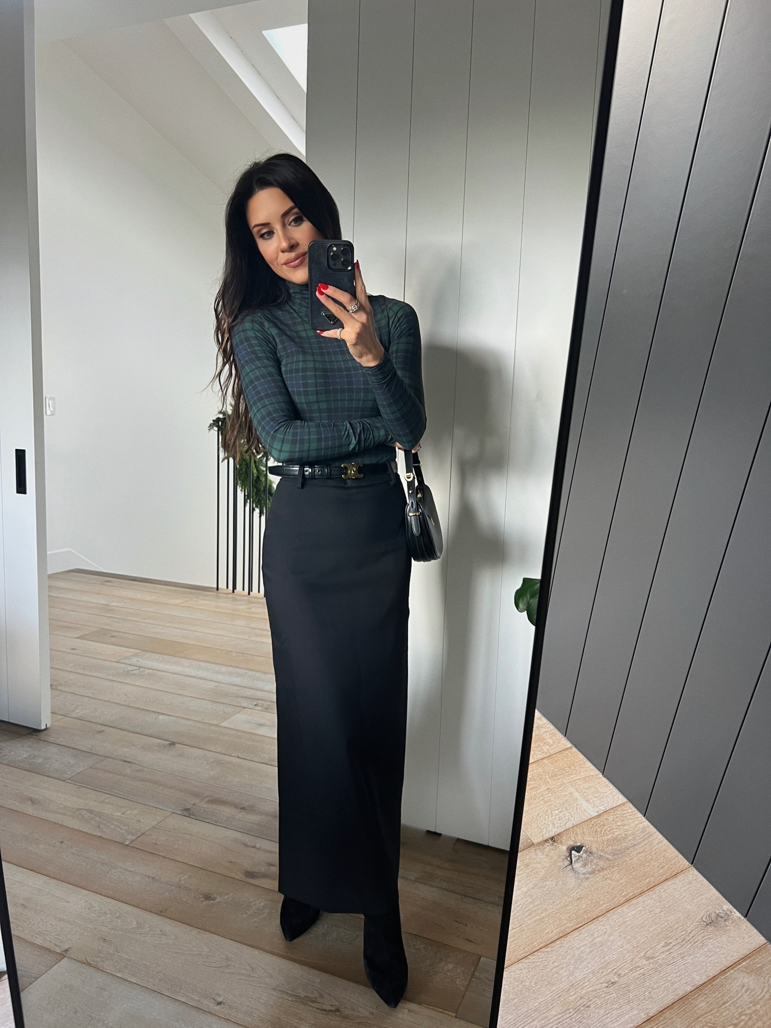 For a holiday lunch and a classy combo with this high waist, pencil skirt and plaid bodysuit get the look with these pieces below

#LTKHoliday #LTKootd #LTKSeasonal