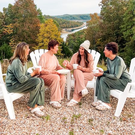 These cozy pjs and slippers were perfect for a relaxing Mother Daughters Fall Getaway weekend!  The pjs are under $20, come in 7 colors and sizes S-3X, and the pants have POCKETS!!  Such a great gift idea!

@Walmart #WalmartPartner #IYWYK #WalmartFinds @WalmartFashion #WalmartFashion @shop.ltk #liketkit #ltkunder25

#LTKstyletip #LTKover40 #LTKGiftGuide